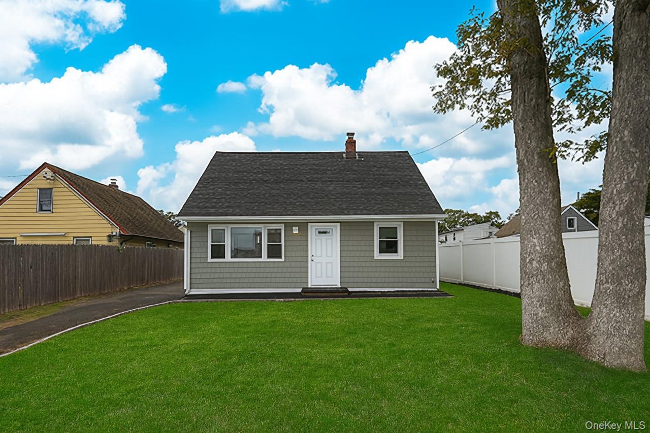 #2 photo, 50 Carlls Path, North Babylon , NY 11703