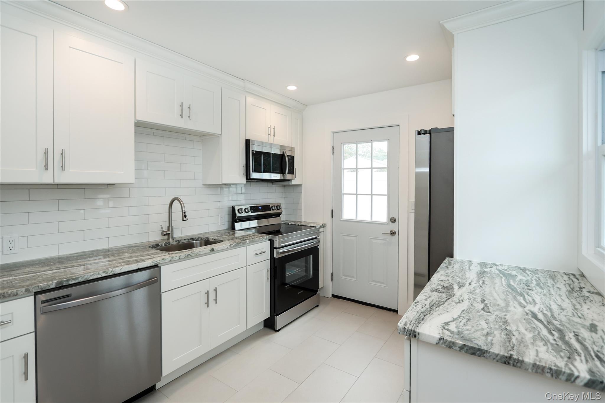 #5 photo, 50 Carlls Path, North Babylon , NY 11703