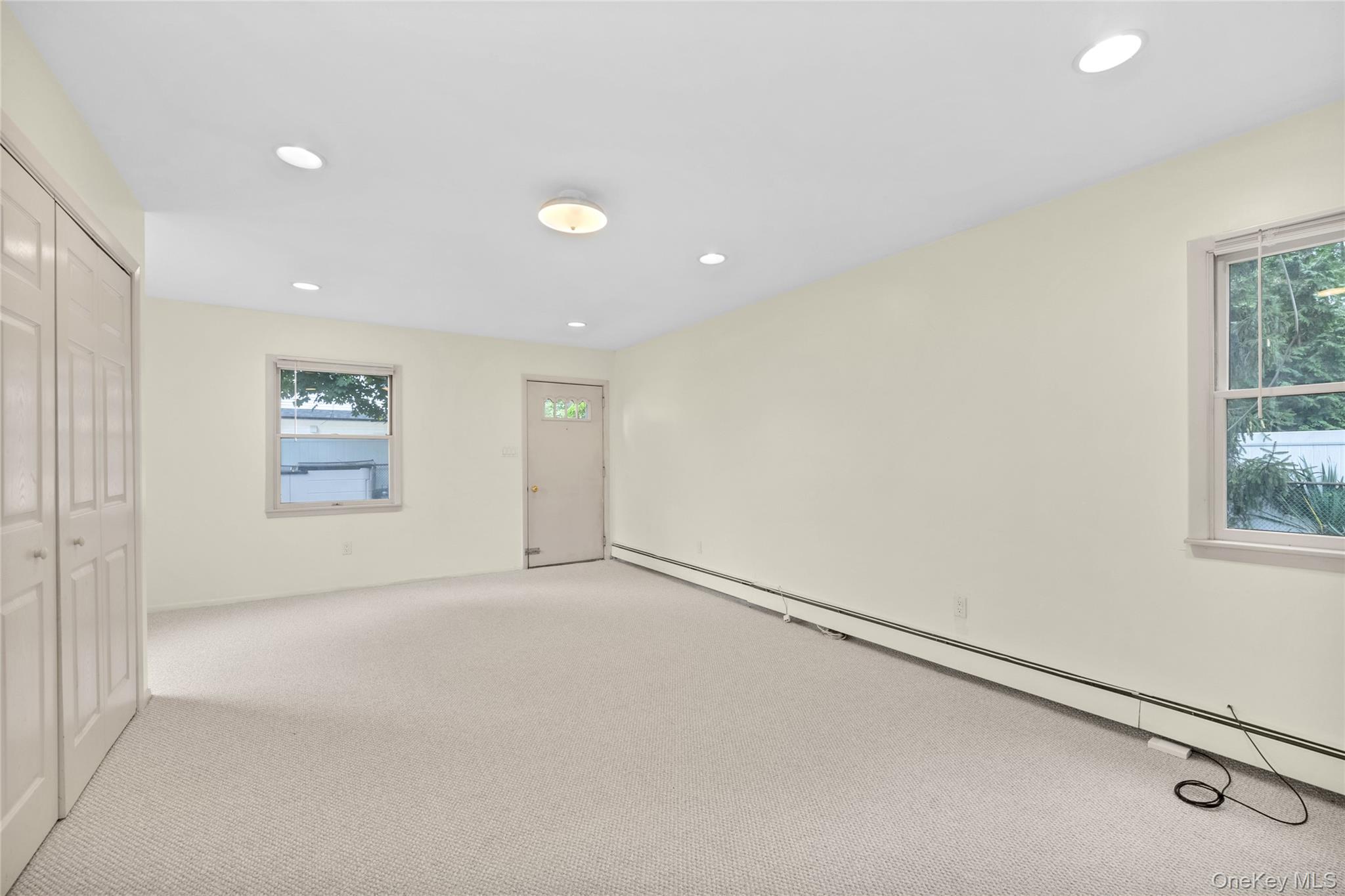 #7 photo, 253 Raff Avenue, Carle Place , NY 11514