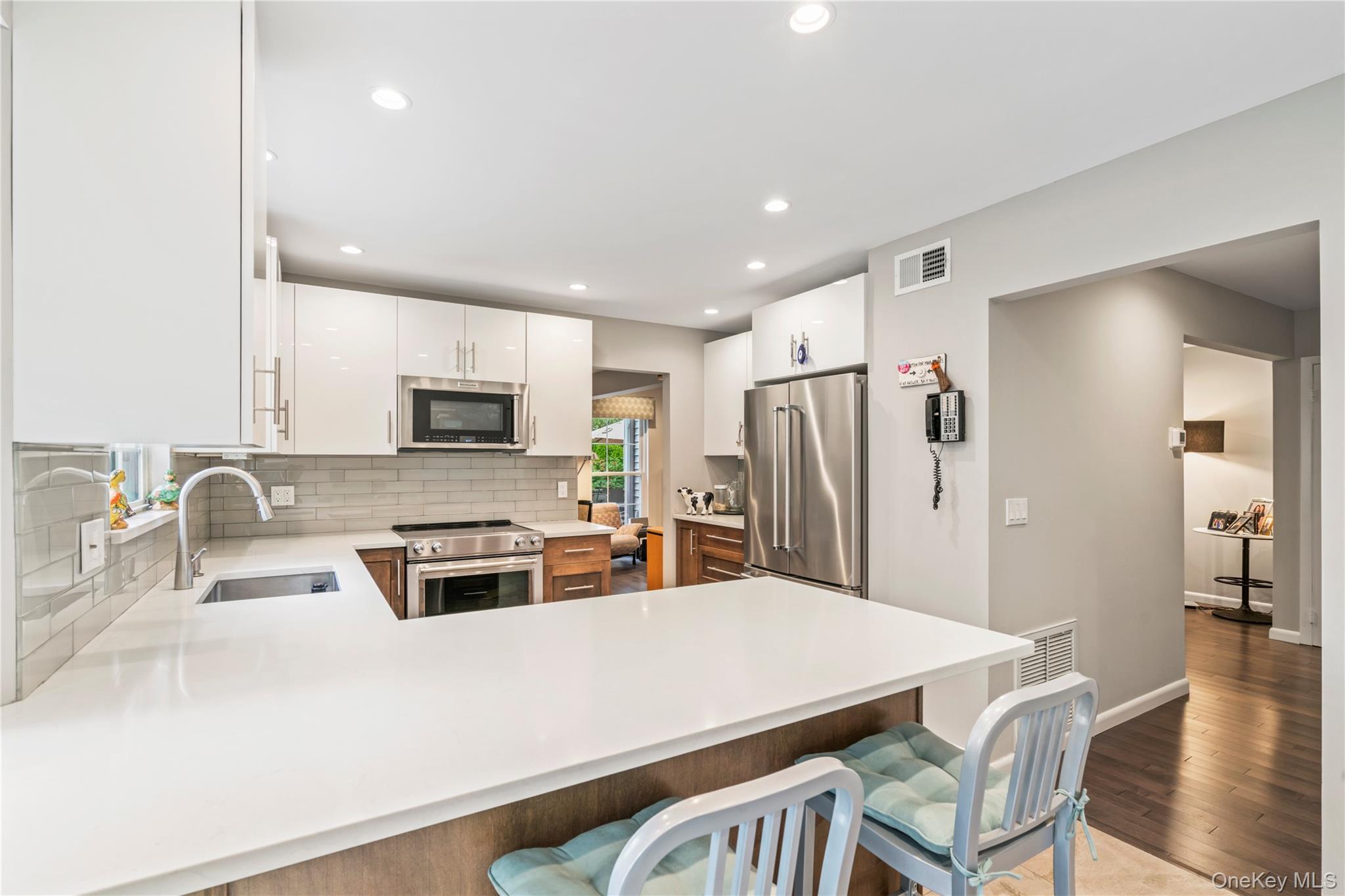 #9 photo, 154 Hidden Ridge Drive, Syosset , NY 11791