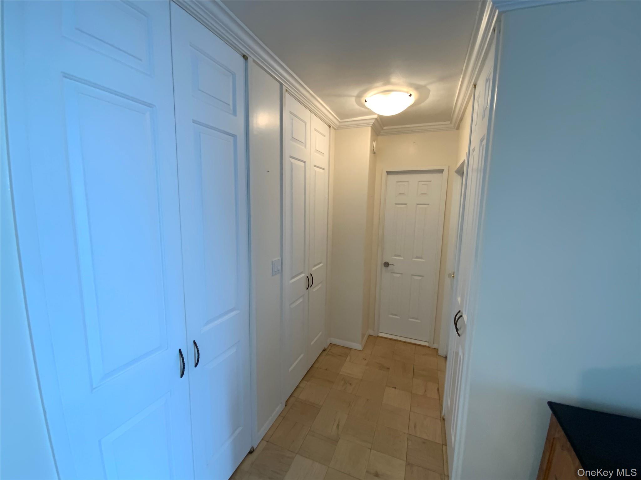 #10 photo, 27110 Grand Central Parkway, クイーンズ区 Floral Park , NY 11005