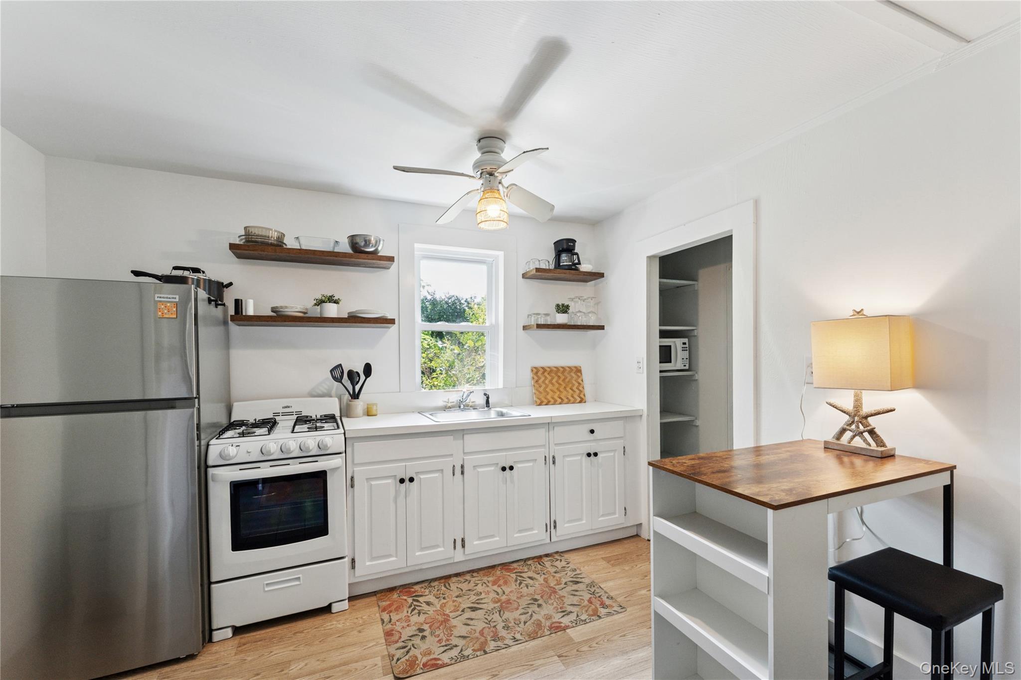 #9 photo, 36 Lamb Avenue, Quogue , NY 11959