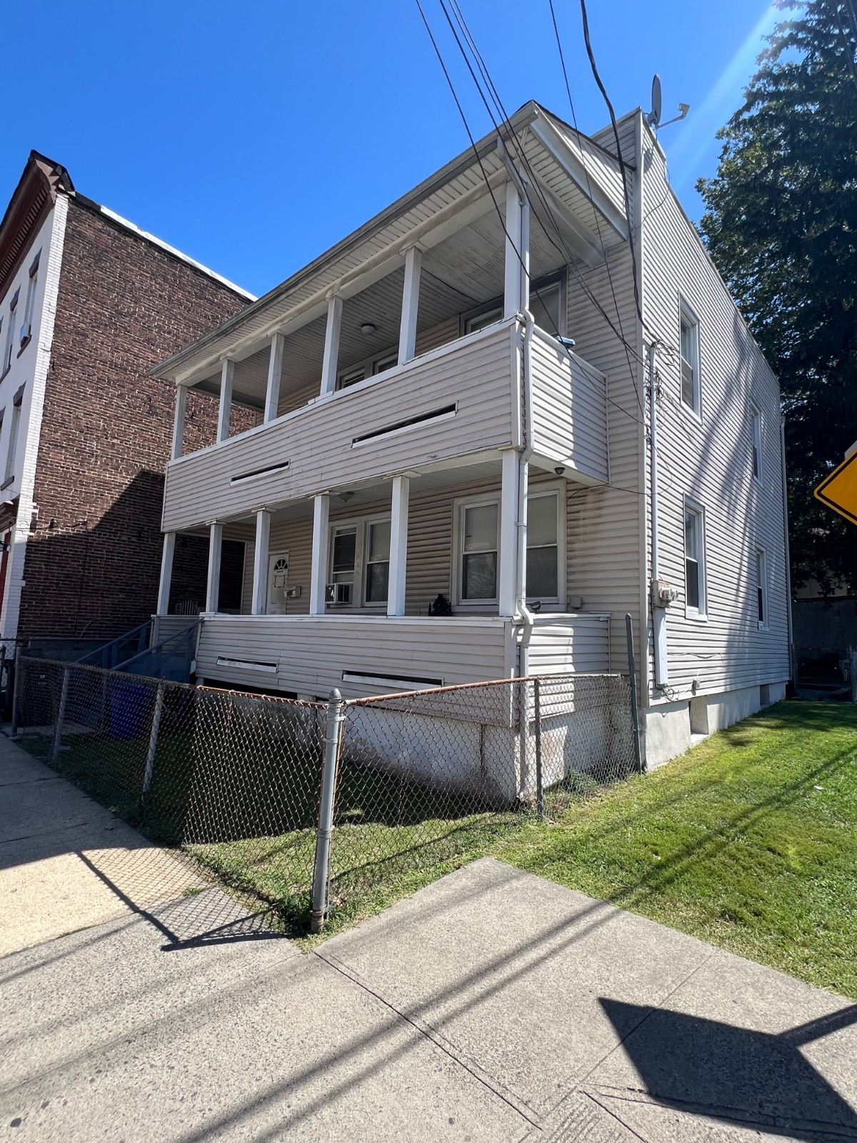 #2 photo, 130 Brighton Ave, スタテンアイランド Staten Island , NY 10301