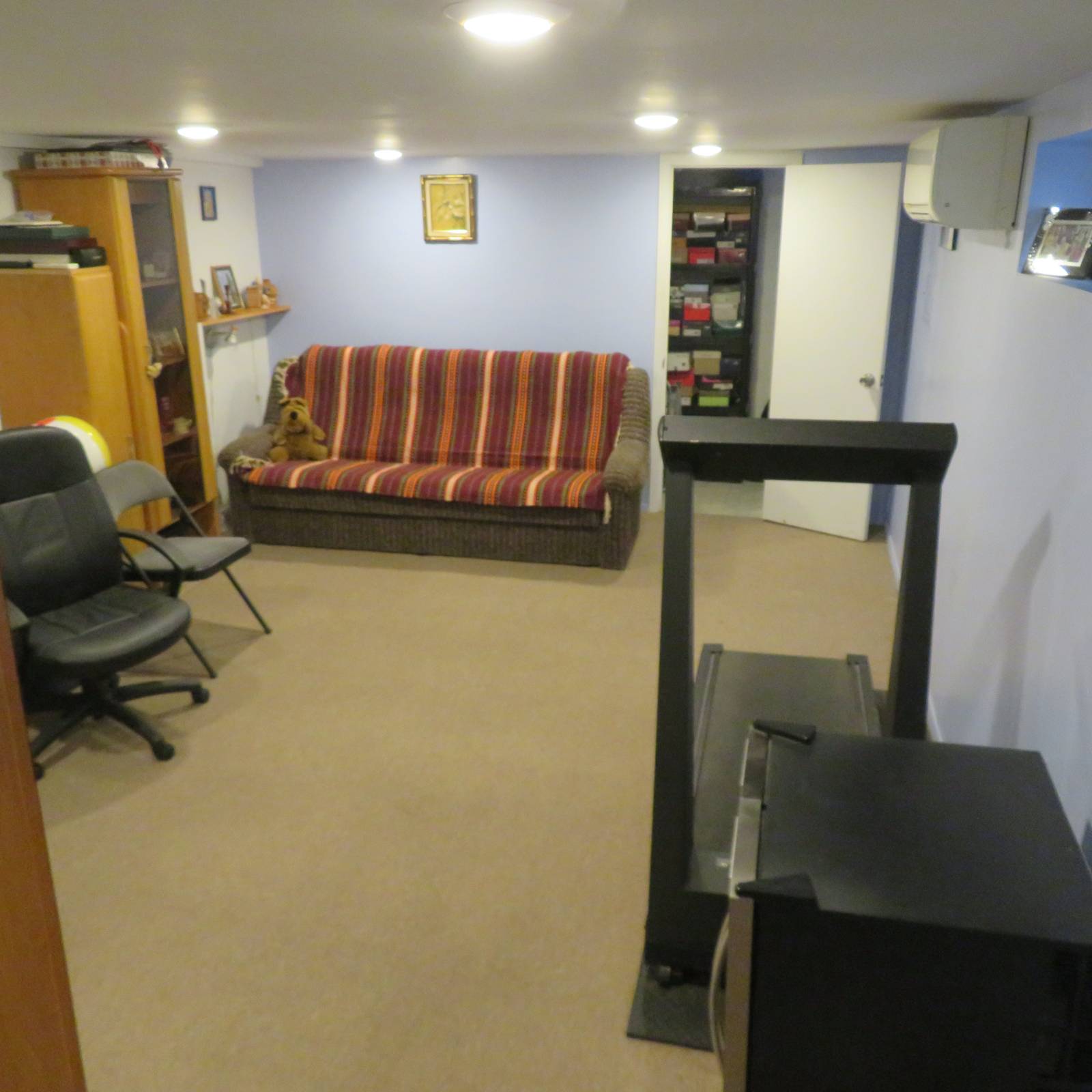 #22 photo, 1750 East 37th St, Marine Park , NY 11234