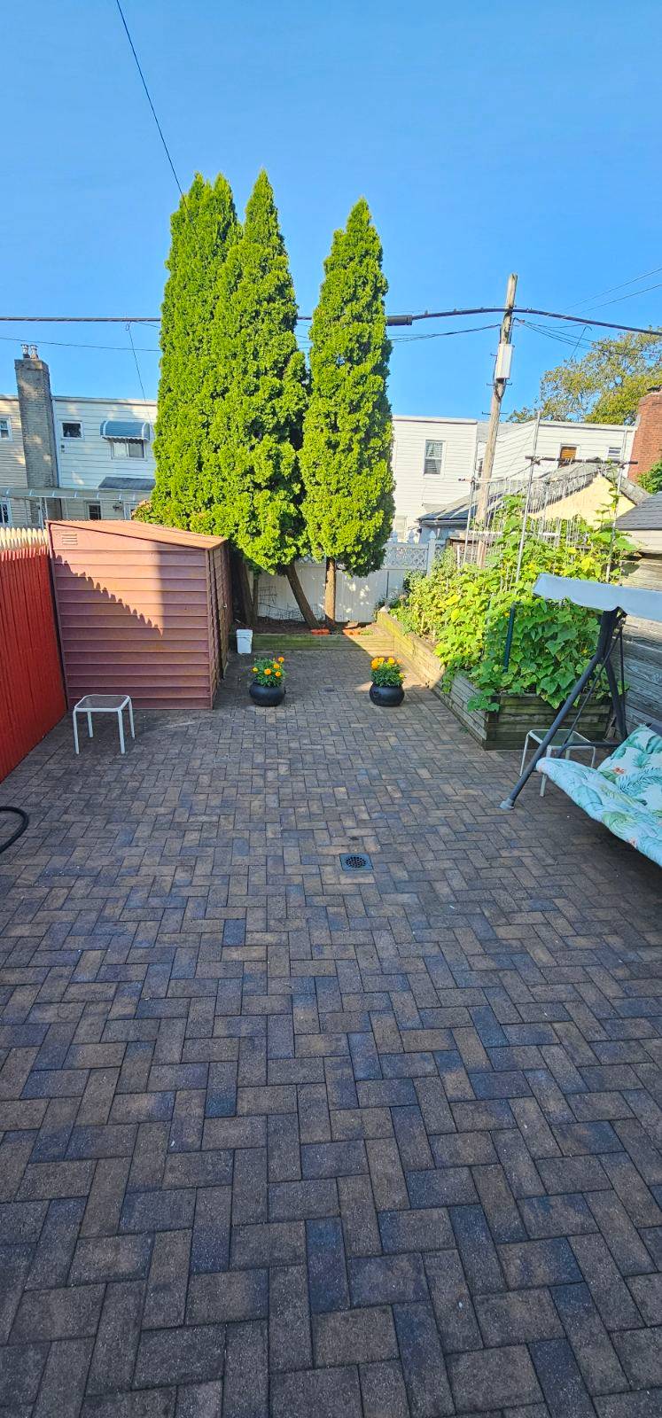 #5 photo, 1750 East 37th St, Marine Park , NY 11234