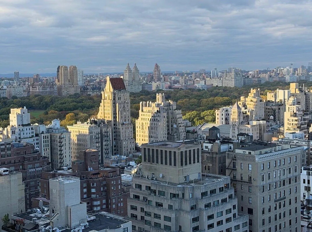 #11 photo, 118 E 60TH Street, Lenox Hill , NY 10022