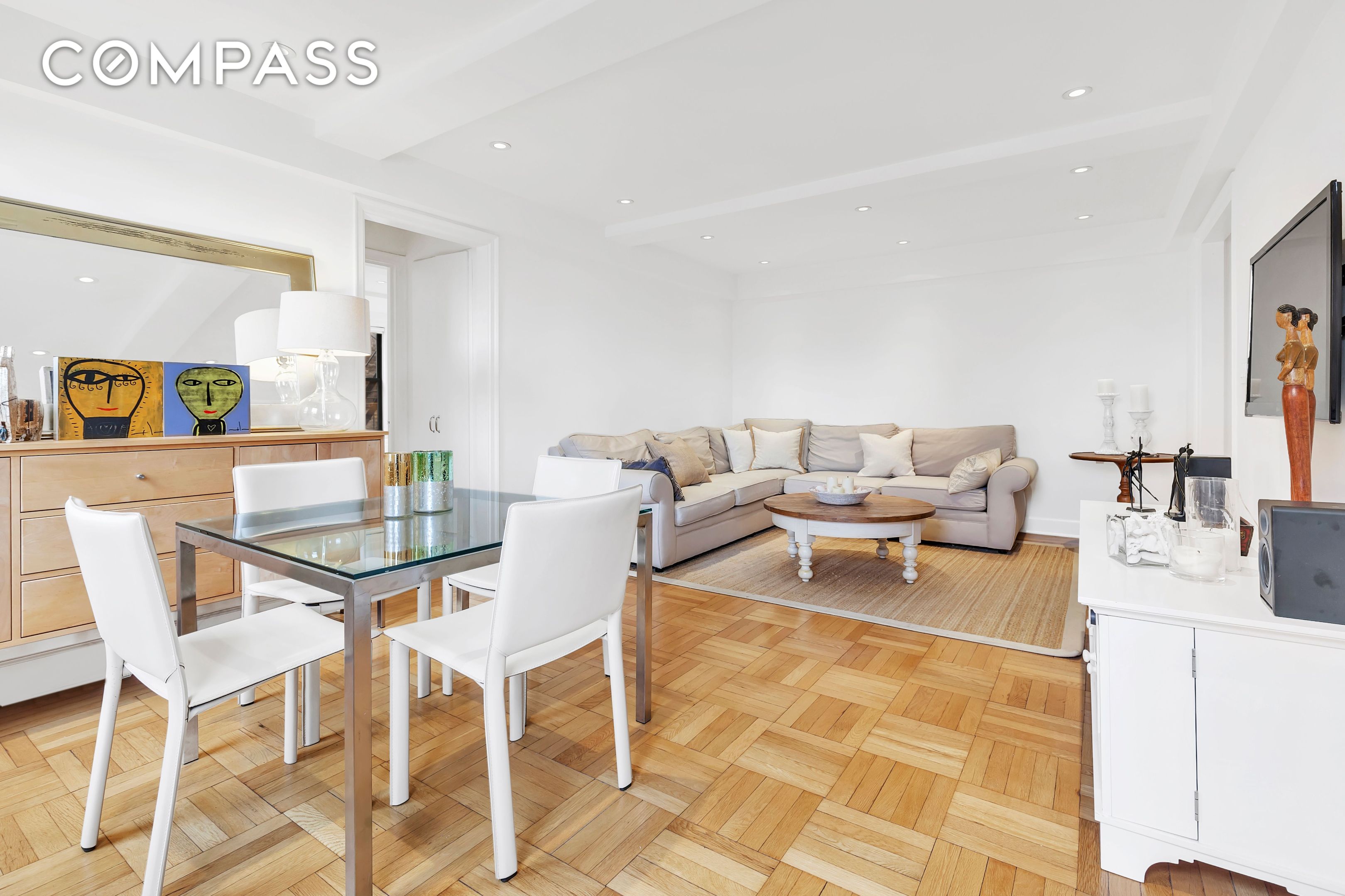 #3 photo, 136 Waverly Place, West Village , NY 10014