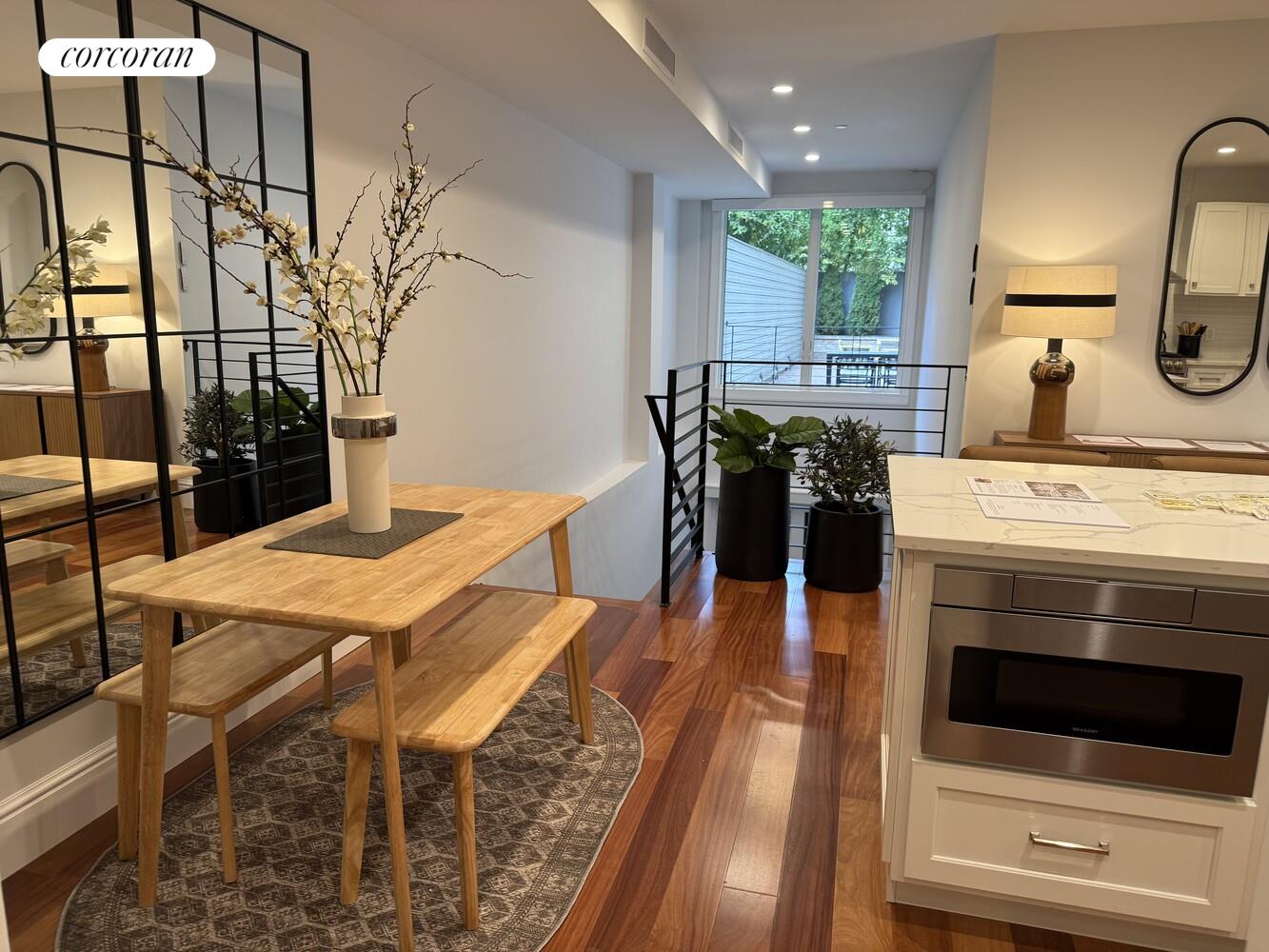 #4 photo, 569 St Marks Avenue, ブルックリン区 Crown Heights , NY 11216