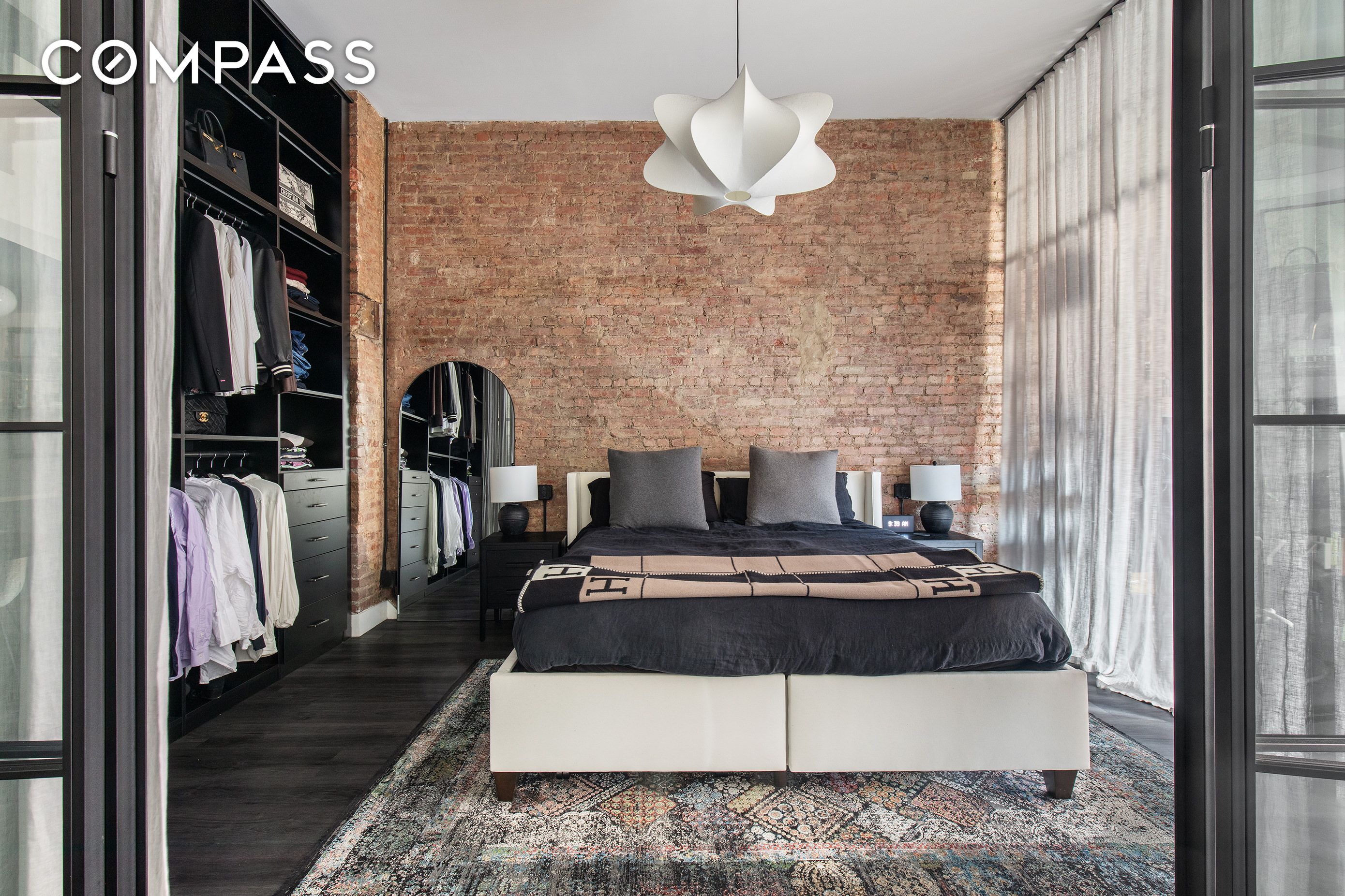 #3 photo, 372 5th Avenue, マンハッタン Midtown South , NY 10018