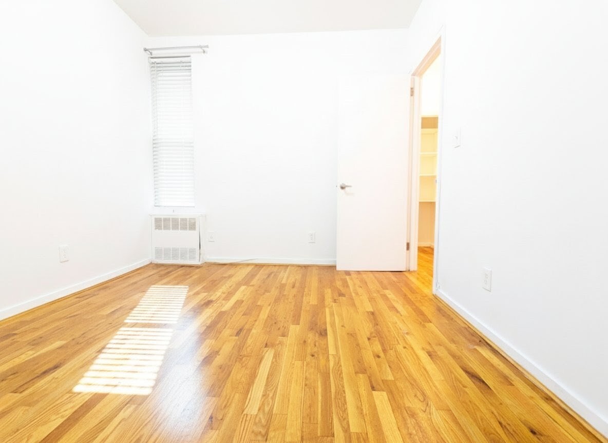 #12 photo, New York City, मैनहटन East Harlem , NY 10035