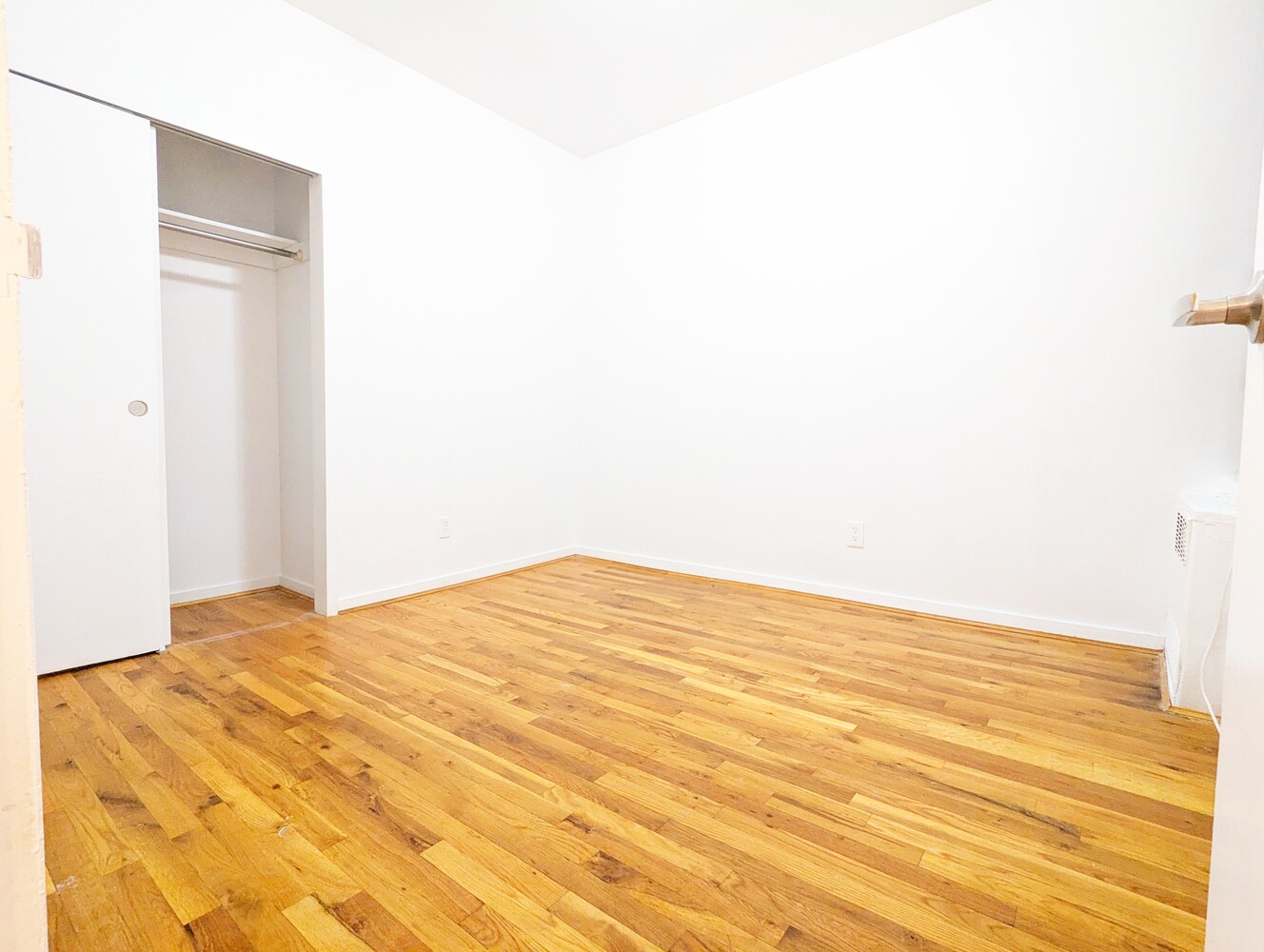 #7 photo, New York City, मैनहटन East Harlem , NY 10035