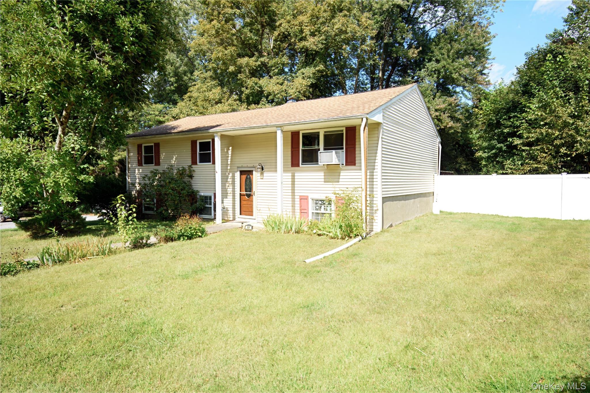 #1 photo, 32 Daisy Lane, Wappingers Falls , NY 12590