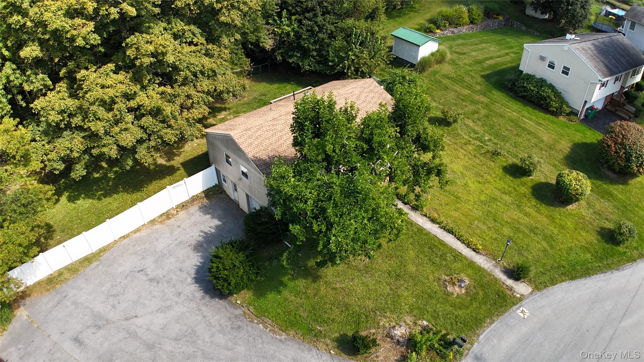 #17 photo, 32 Daisy Lane, Wappingers Falls , NY 12590