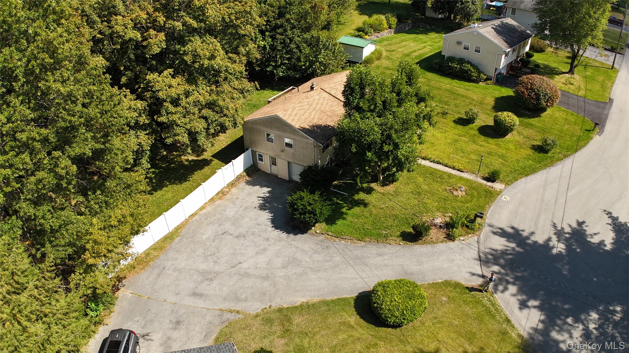 #19 photo, 32 Daisy Lane, Wappingers Falls , NY 12590