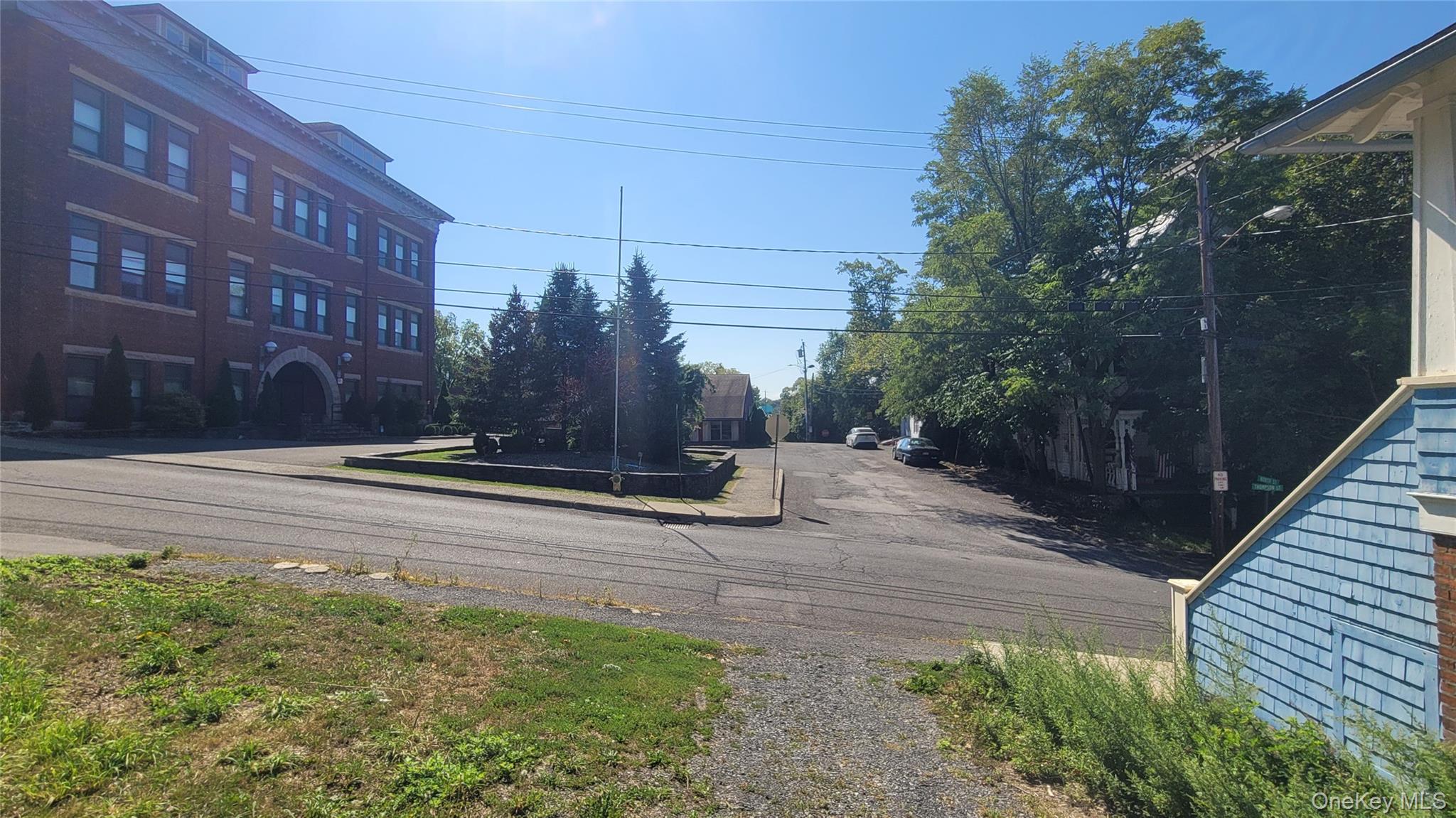 #7 photo, 15 Thompson Street, Catskill , NY 