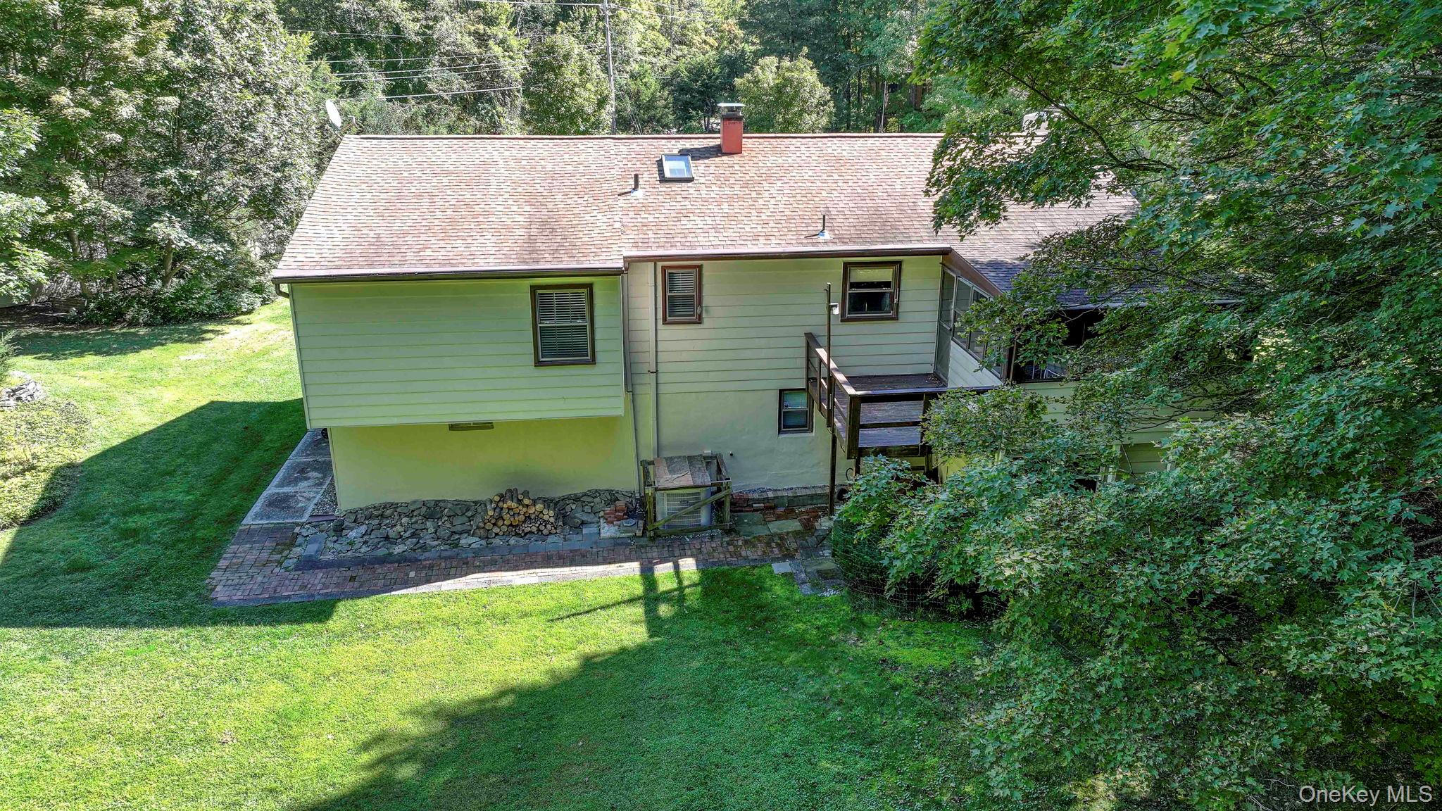 #15 photo, 2 Myers Lane, Hyde Park , NY 12538