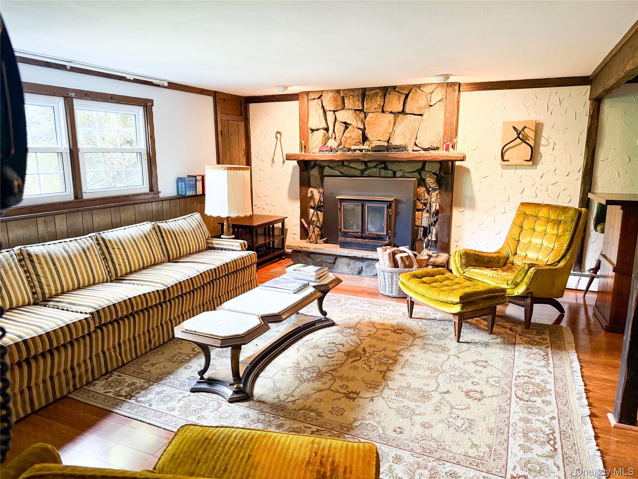 #20 photo, 2 Myers Lane, Hyde Park , NY 12538