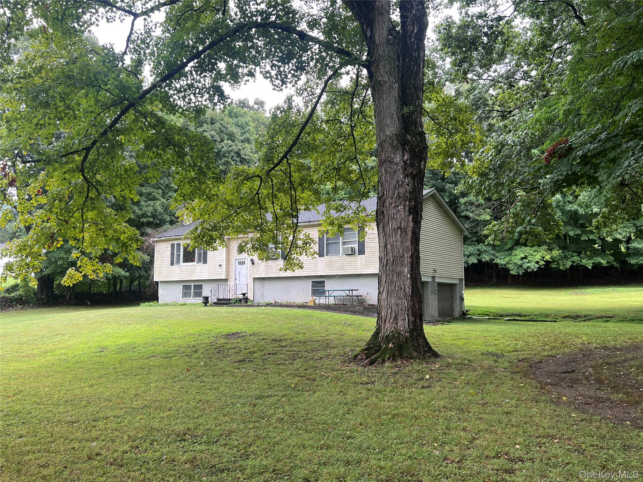 #1 photo, 81 Manitou Station Road, Garrison , NY 10524