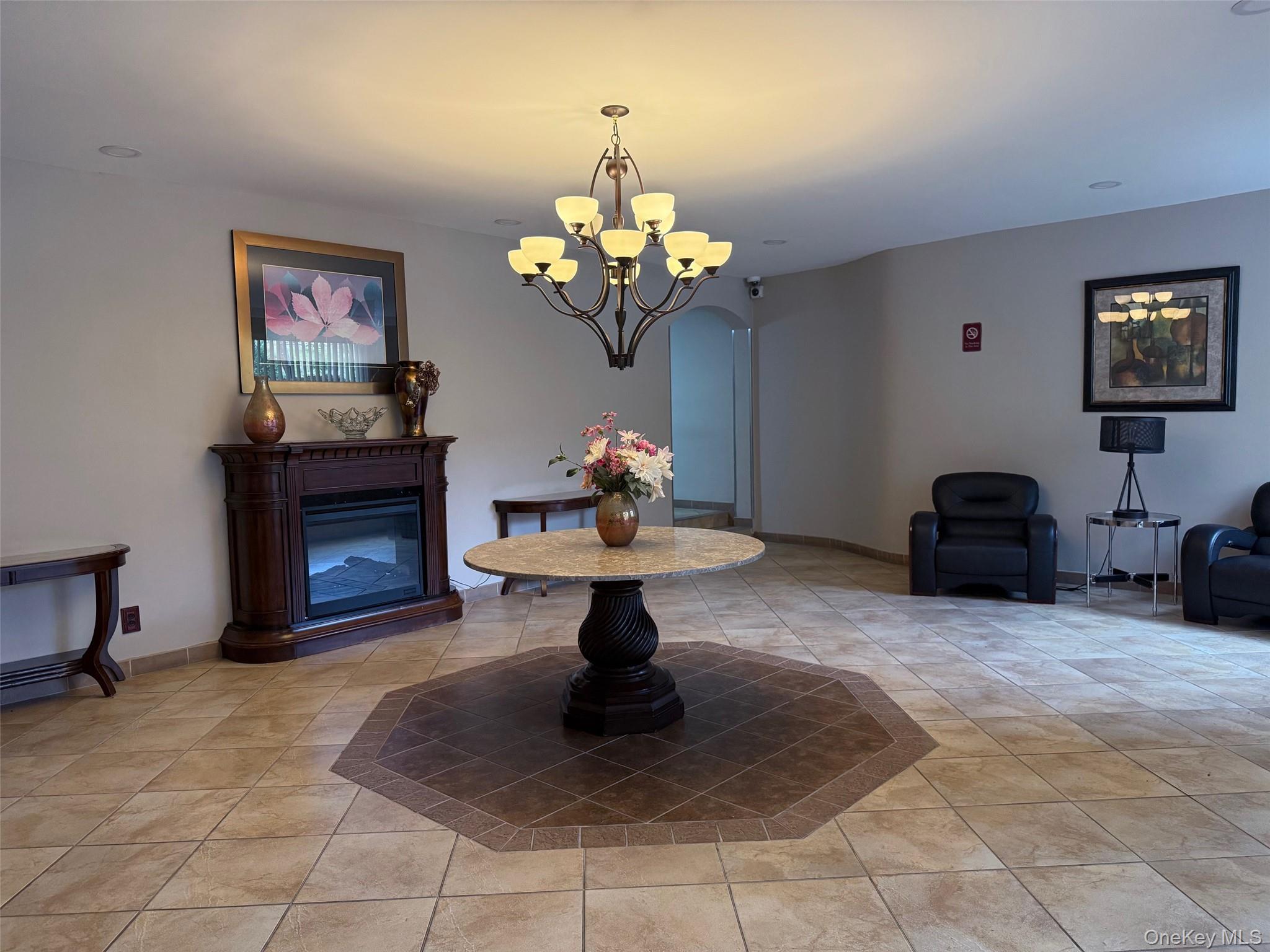 #1 photo, 5 Oakdale Manor, Suffern , NY 10901