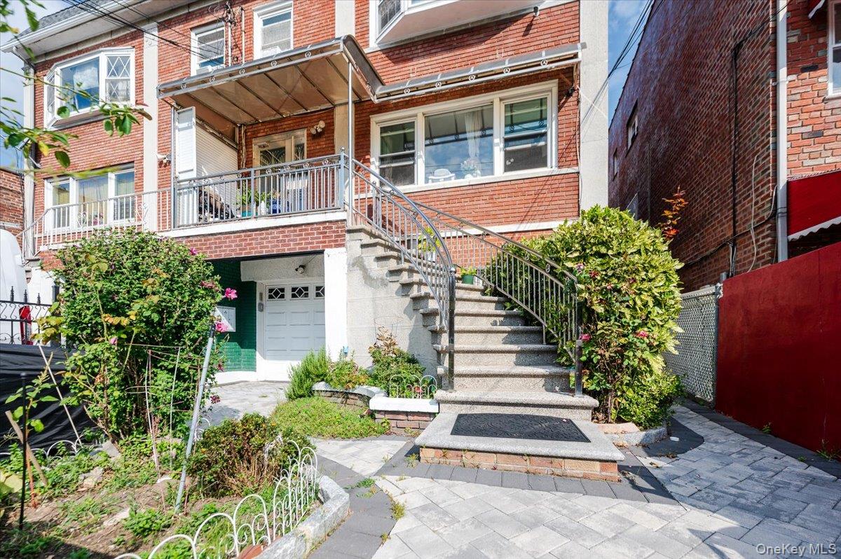 #3 photo, 1405 E 233rd Street, Bronx , NY 10466