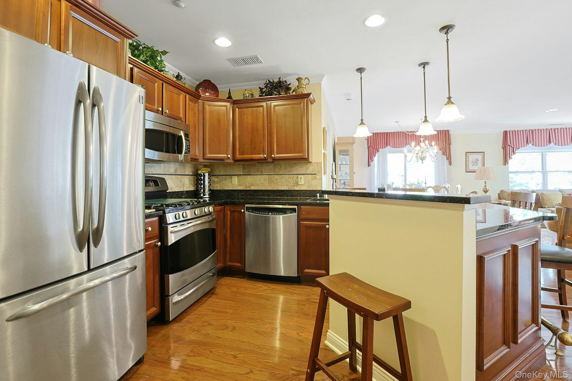 #11 photo, 3207 Leeward Drive, Haverstraw , NY 10927