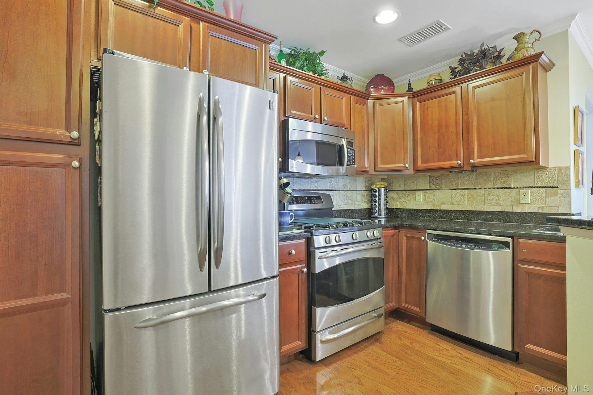 #14 photo, 3207 Leeward Drive, Haverstraw , NY 10927