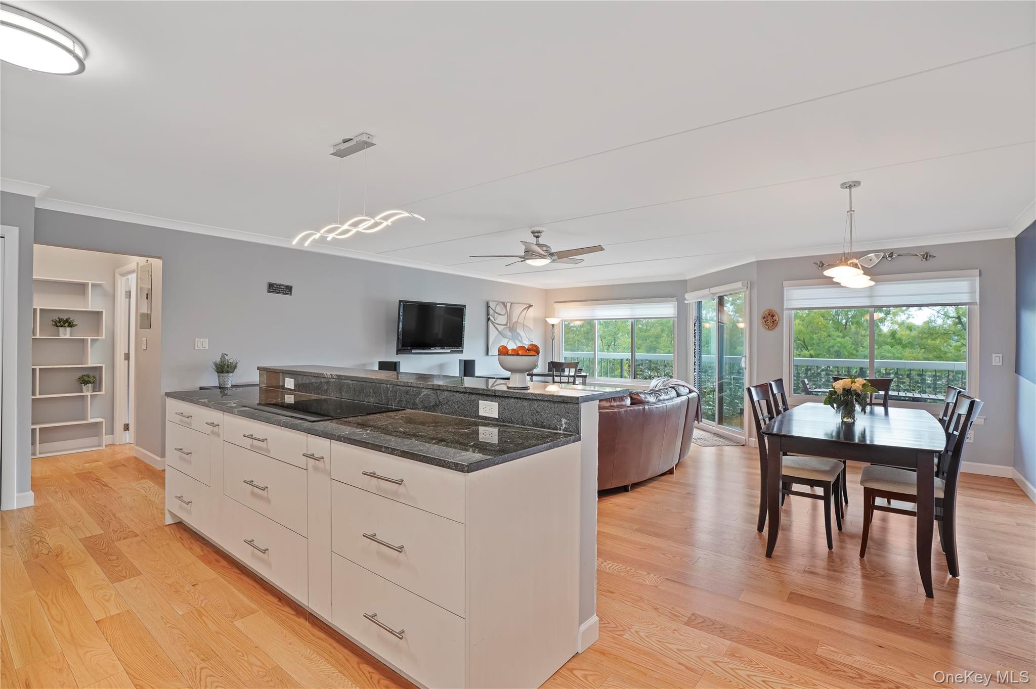 #10 photo, 500 High Point Drive, Hartsdale , NY 10530