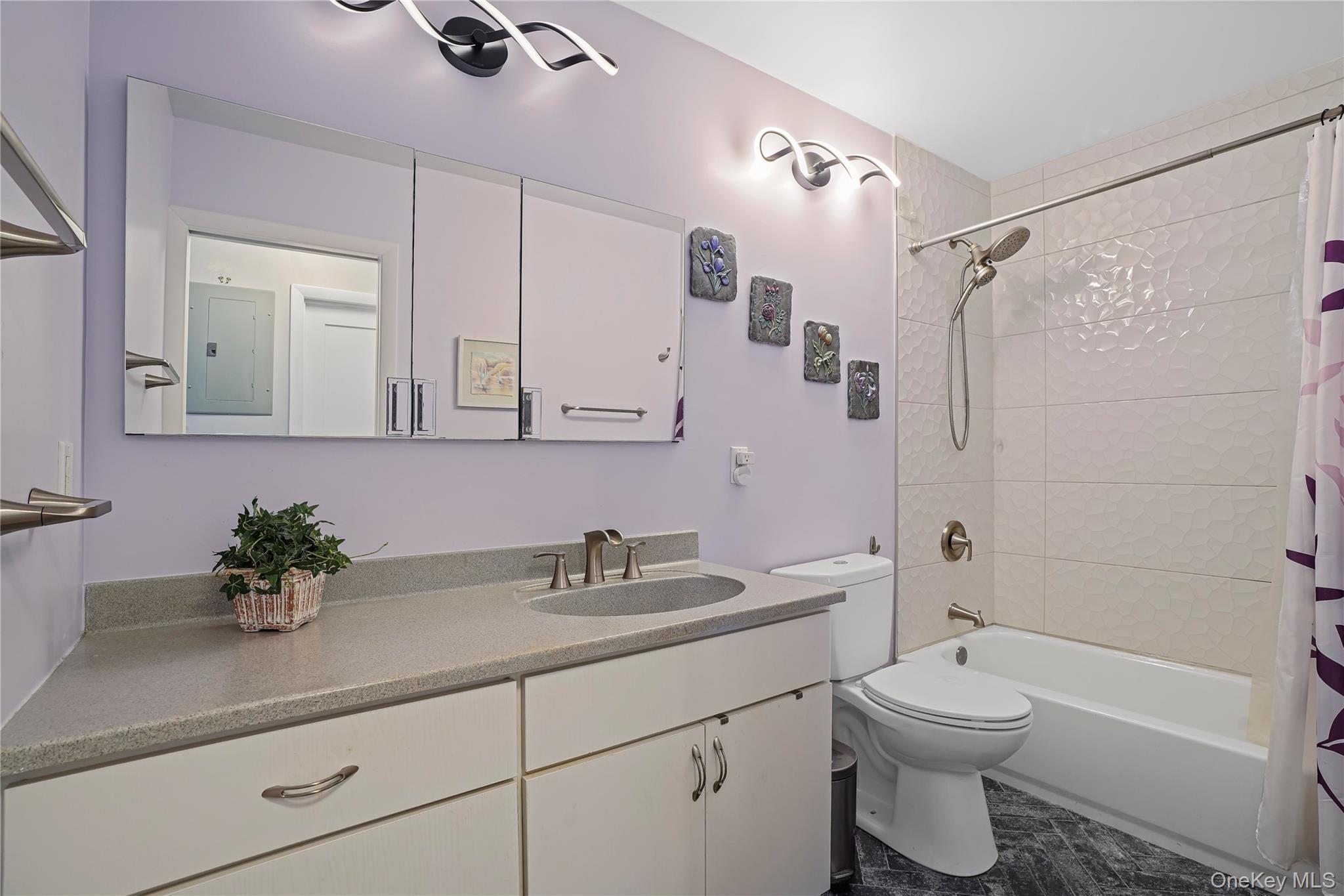 #16 photo, 500 High Point Drive, Hartsdale , NY 10530