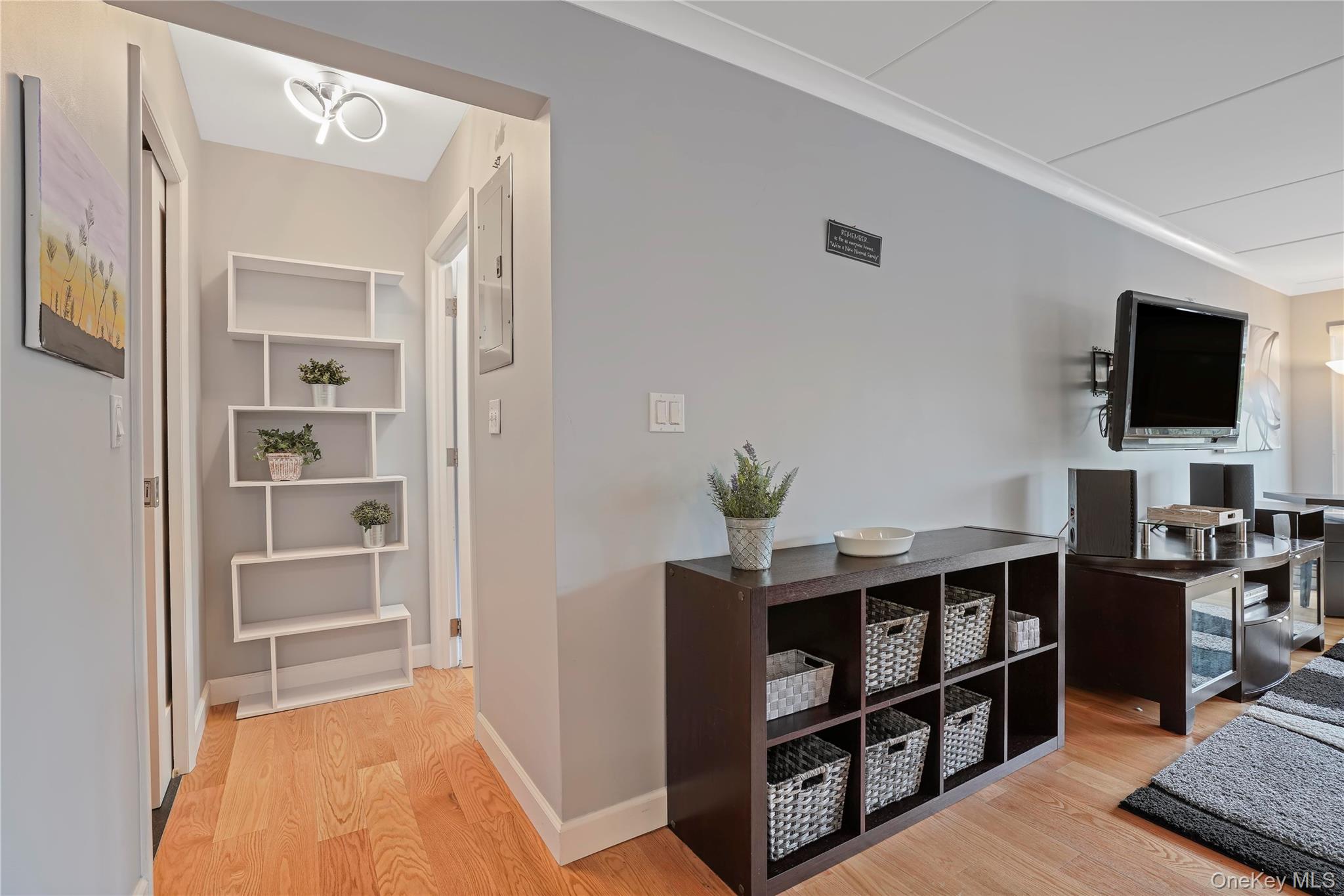 #7 photo, 500 High Point Drive, Hartsdale , NY 10530