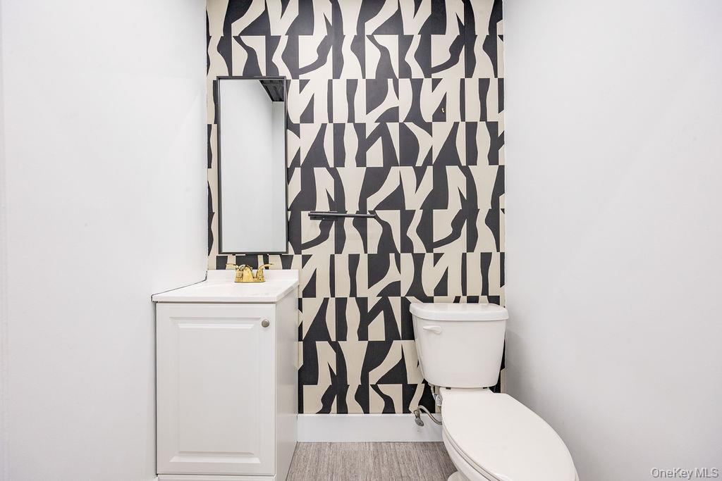 #11 photo, 7 Elmwood Drive, New City , NY 10956