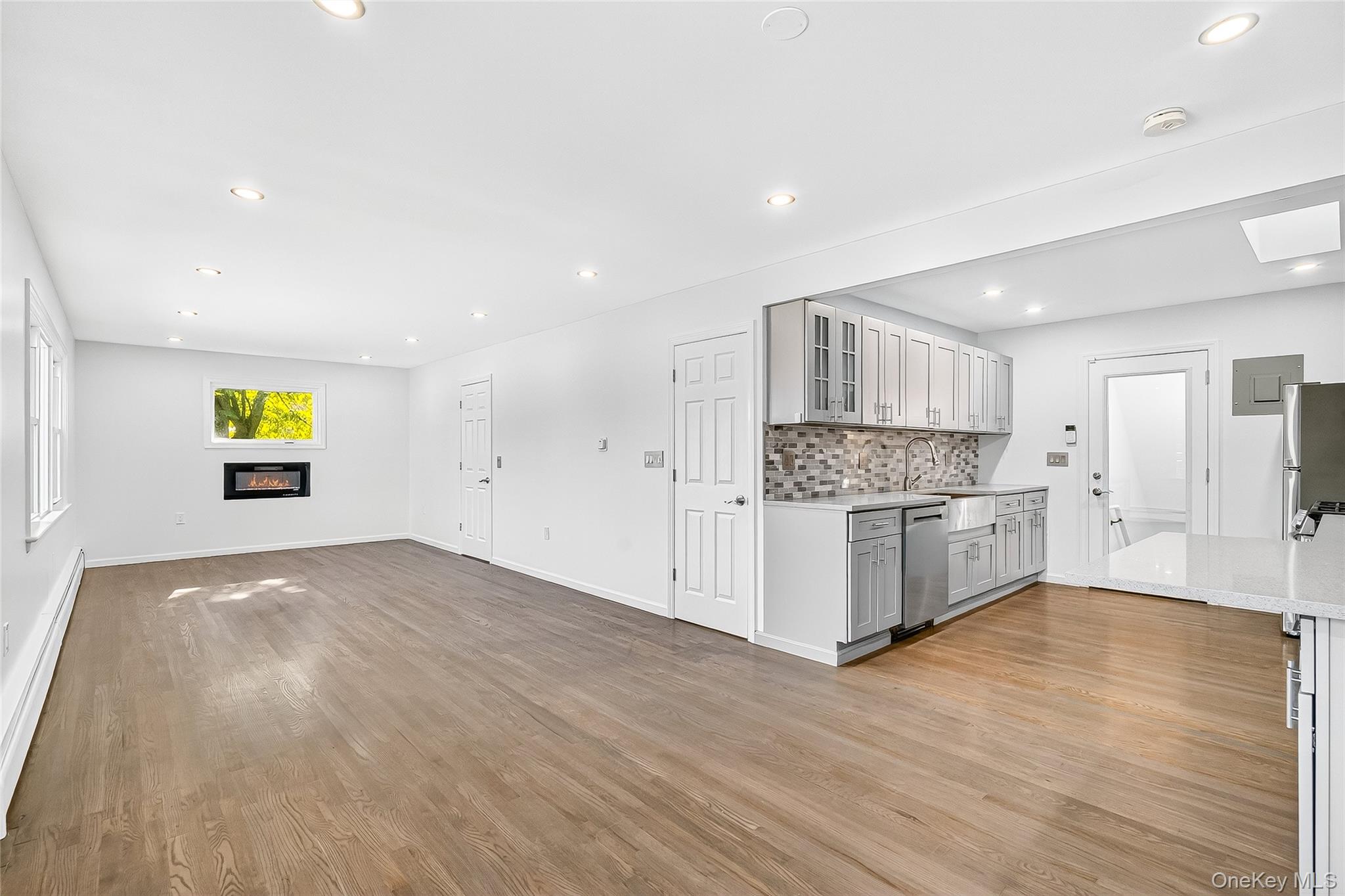 #13 photo, 153 Route 9W, Haverstraw , NY 10927