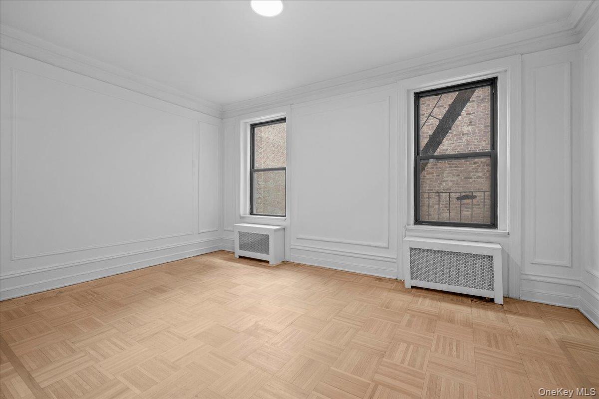 #8 photo, 109 Seaman Avenue, New York (Manhattan) , NY 10034