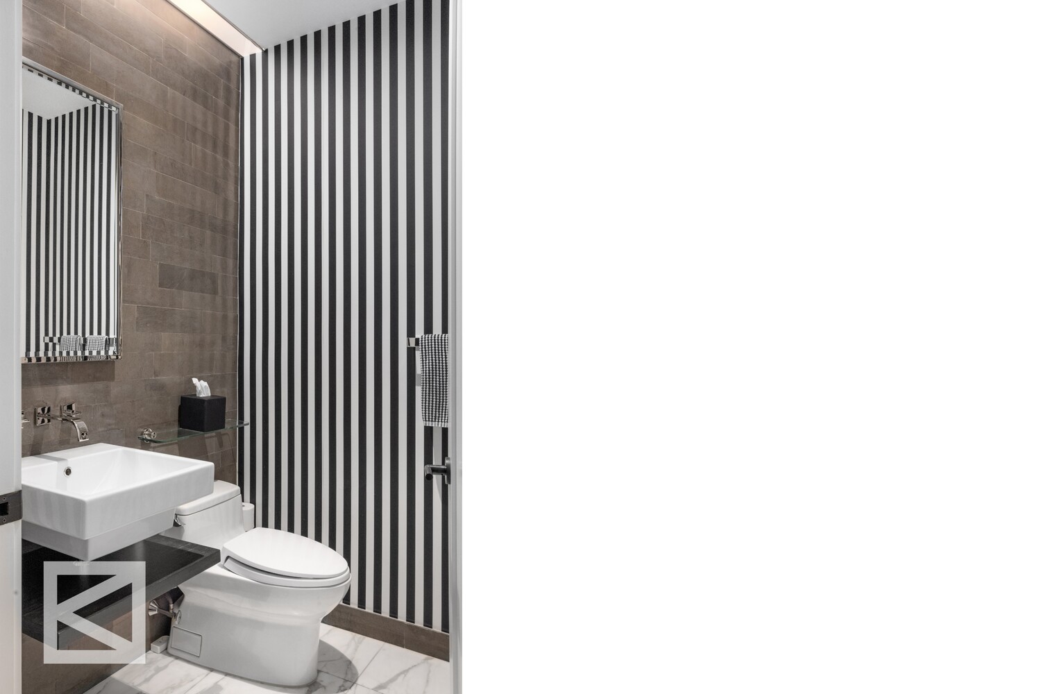 #13 photo, 32 W 18TH Street, Flatiron , NY 10011