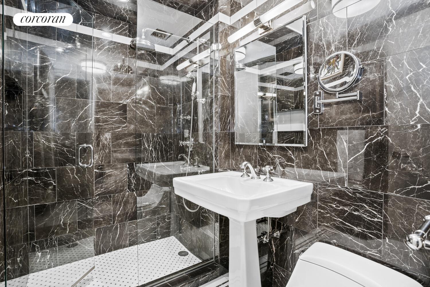 #7 photo, 175 E 62ND Street, マンハッタン Lenox Hill , NY 10065