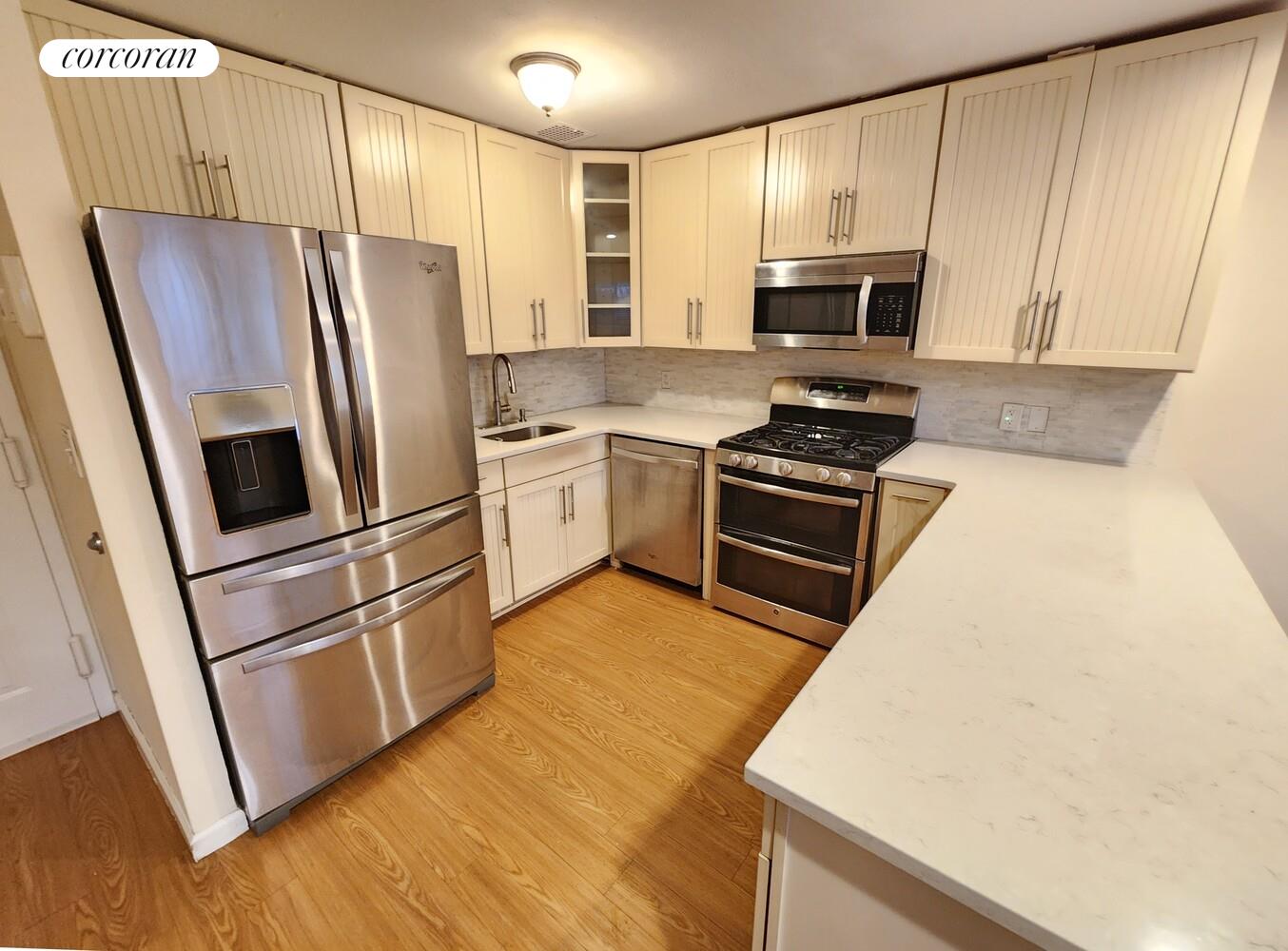 #1 photo, Bronx, Castle Hill , NY 10473