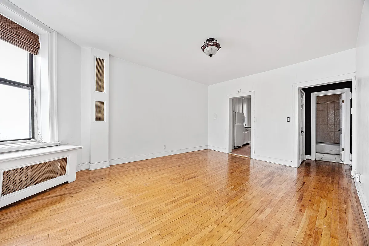 #7 photo, 750 Riverside Drive, マンハッタン Hamilton Heights , NY 10031