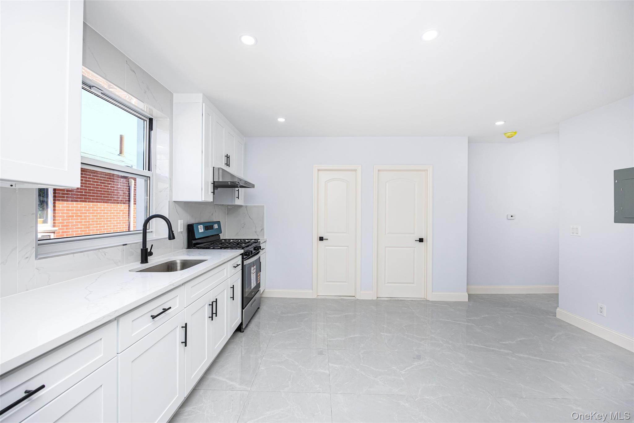 #16 photo, 2509 E 12th Street, Brooklyn , NY 11235