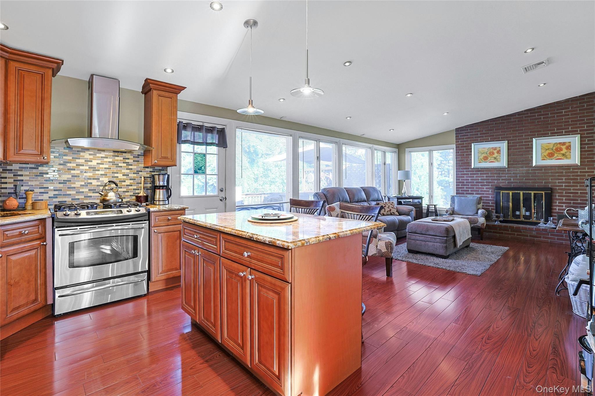 #5 photo, 1795 Morningview Drive, Yorktown Heights , NY 10598