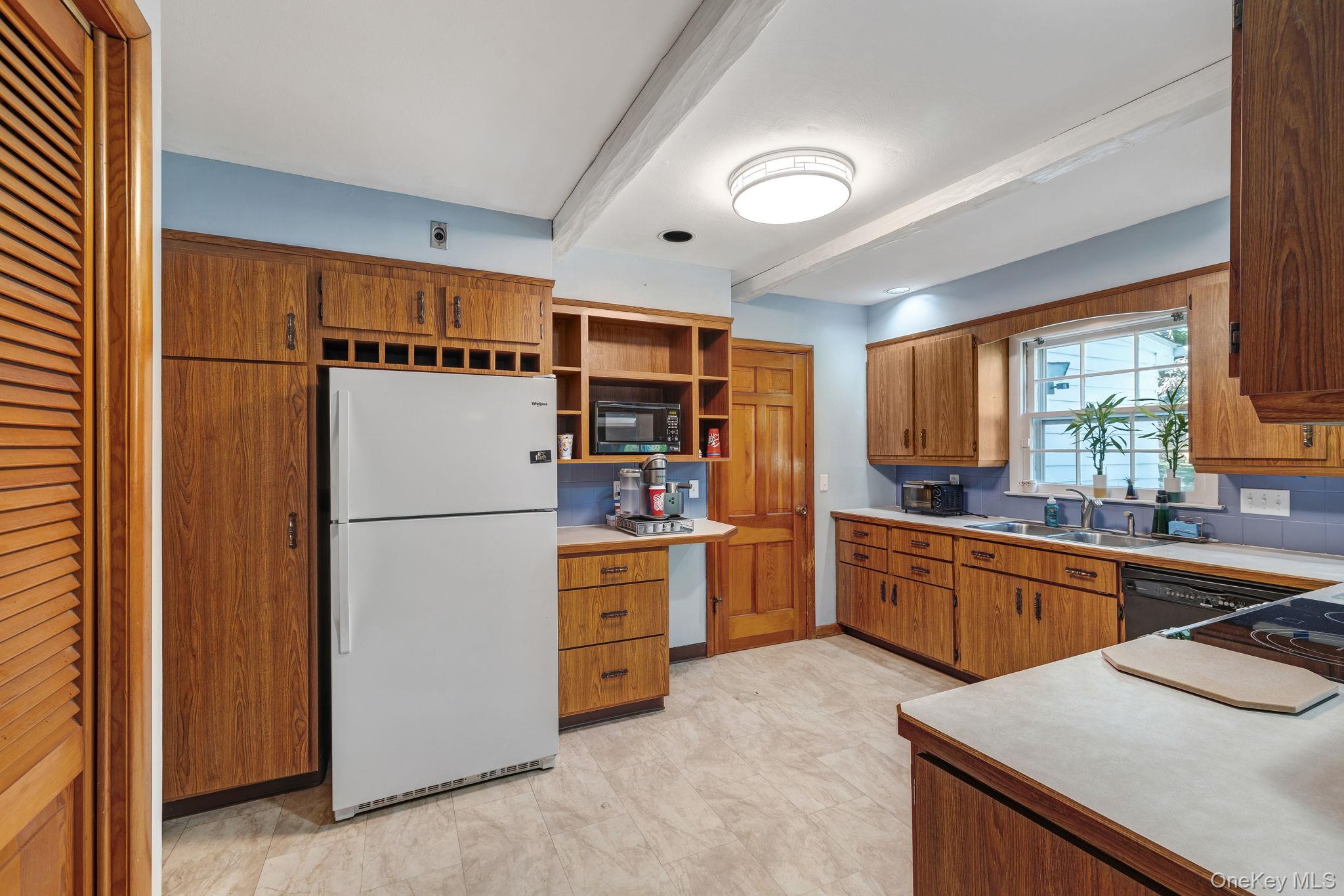 #11 photo, 47 Timberline Drive, Poughkeepsie , NY 12603