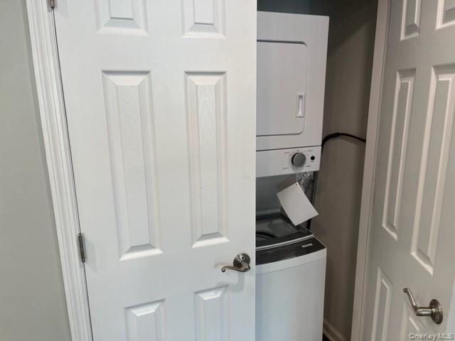 #12 photo, 465 New Highway, Copiague , NY 11726