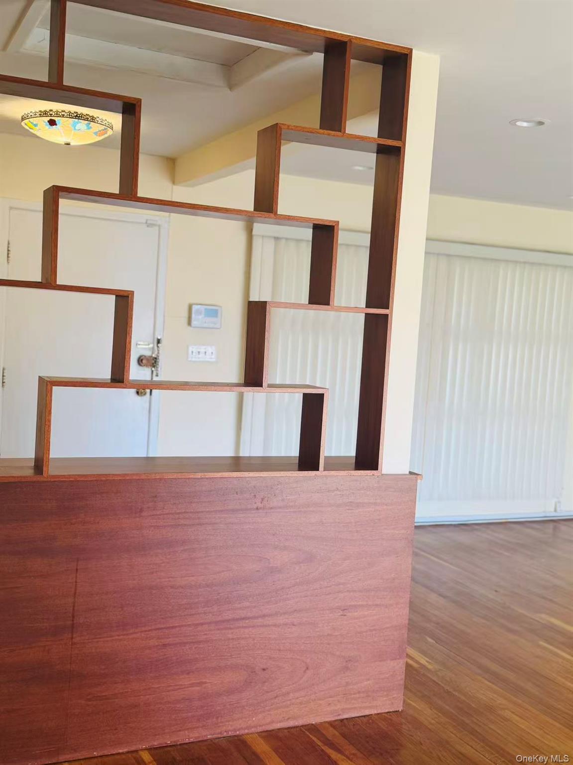 #9 photo, 199-28 24th Avenue, クイーンズ区 Whitestone , NY 11357