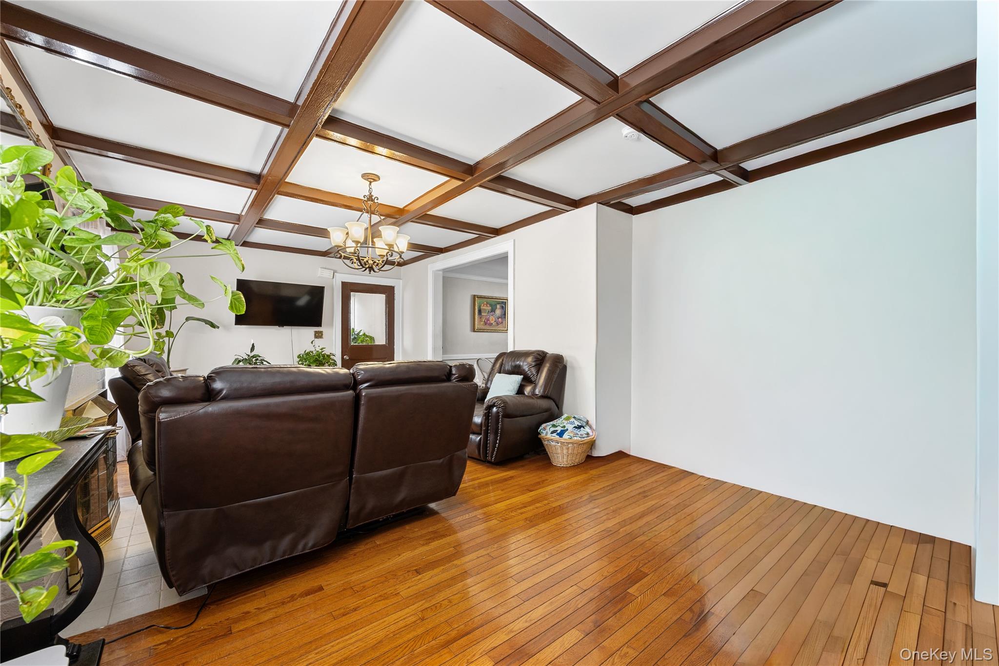 #10 photo, 187 S Long Beach Avenue, Freeport , NY 11520