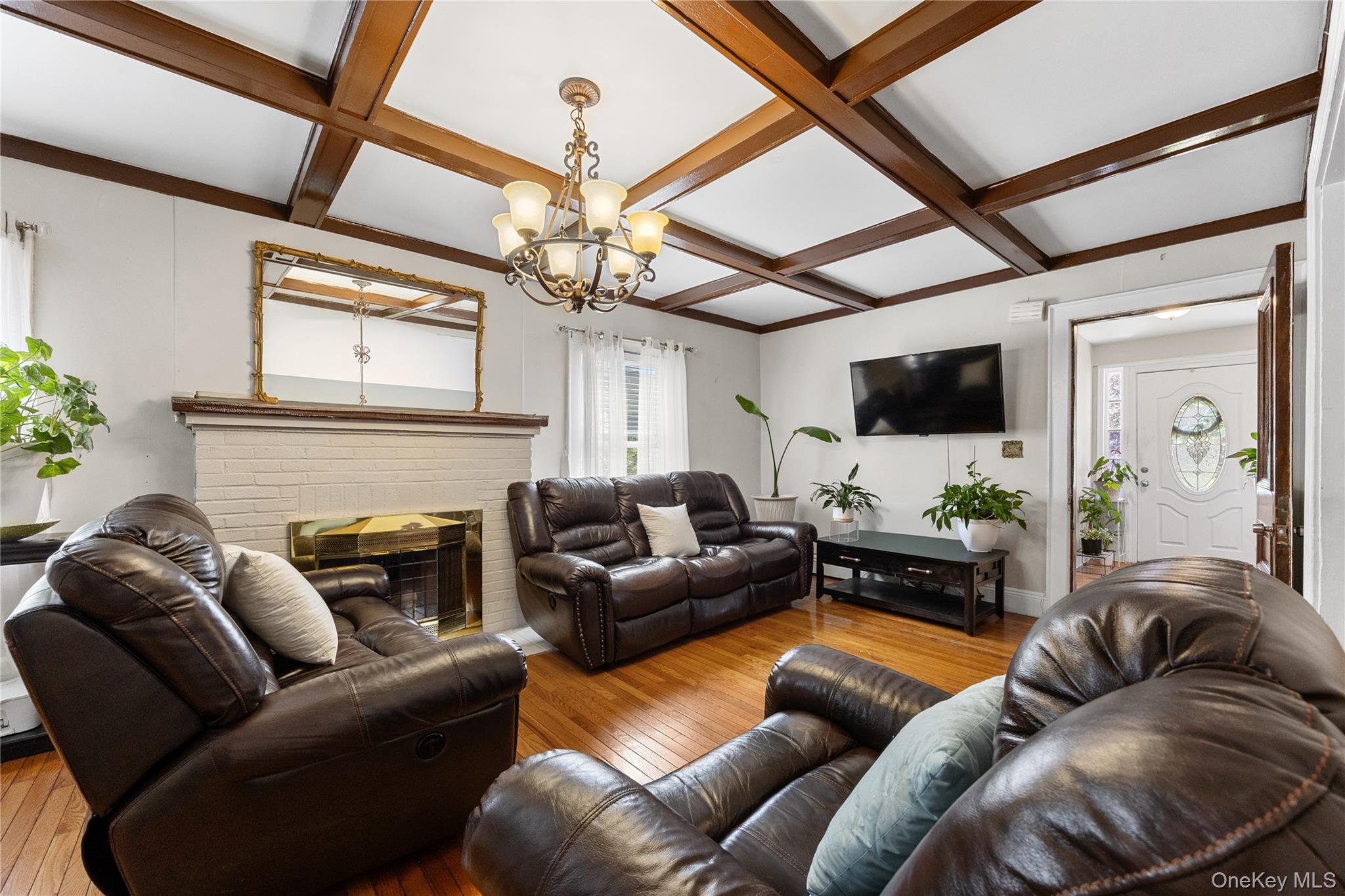 #11 photo, 187 S Long Beach Avenue, Freeport , NY 11520