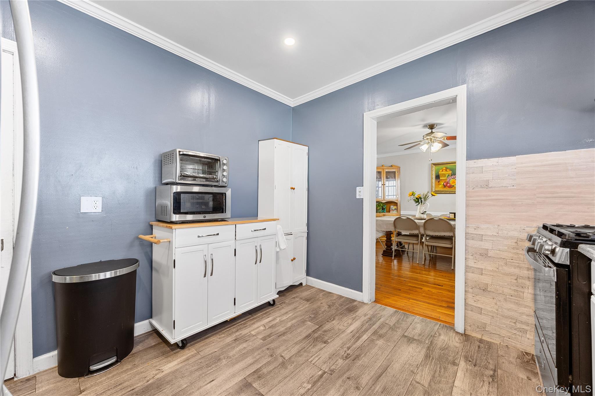 #18 photo, 187 S Long Beach Avenue, Freeport , NY 11520