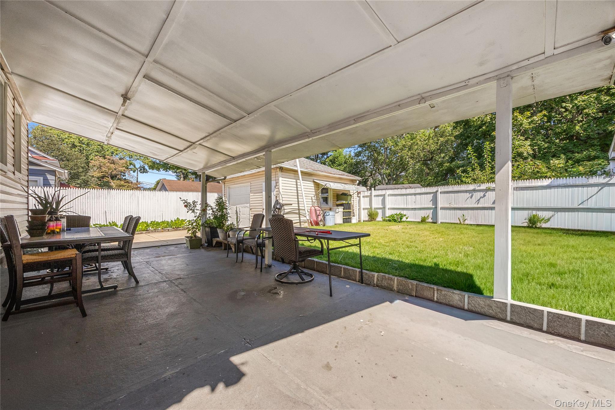 #4 photo, 187 S Long Beach Avenue, Freeport , NY 11520