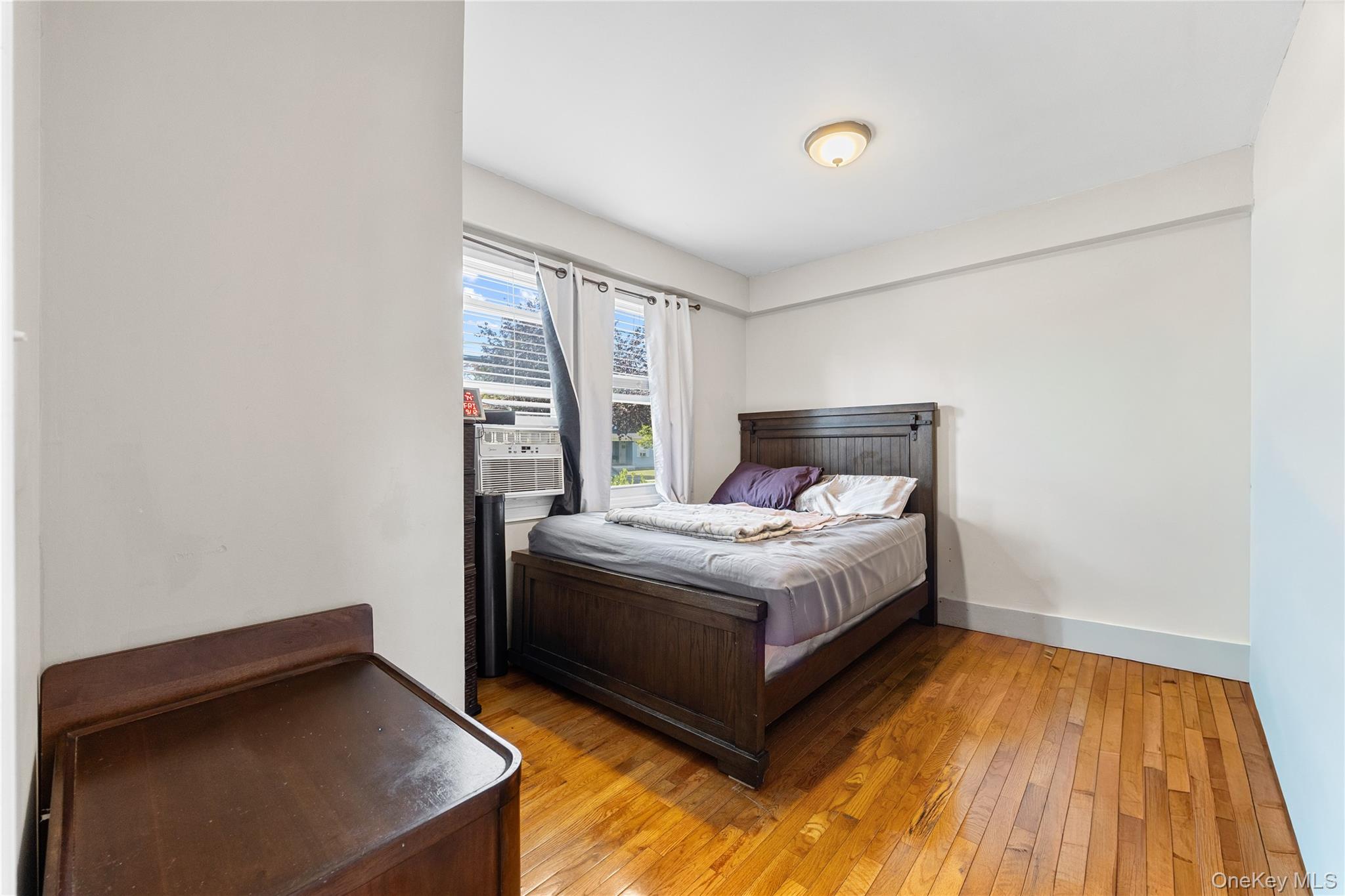 #7 photo, 187 S Long Beach Avenue, Freeport , NY 11520