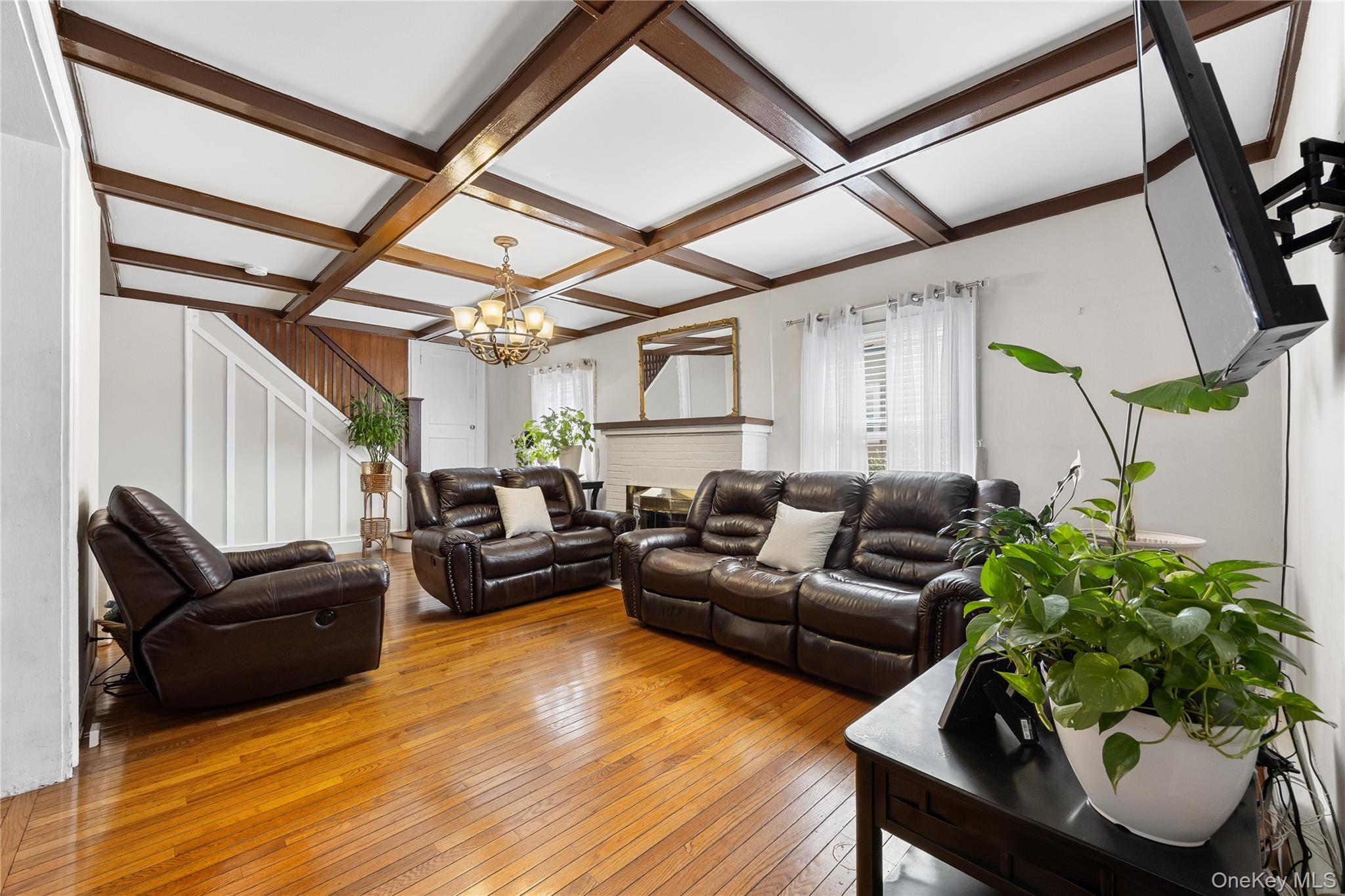 #9 photo, 187 S Long Beach Avenue, Freeport , NY 11520