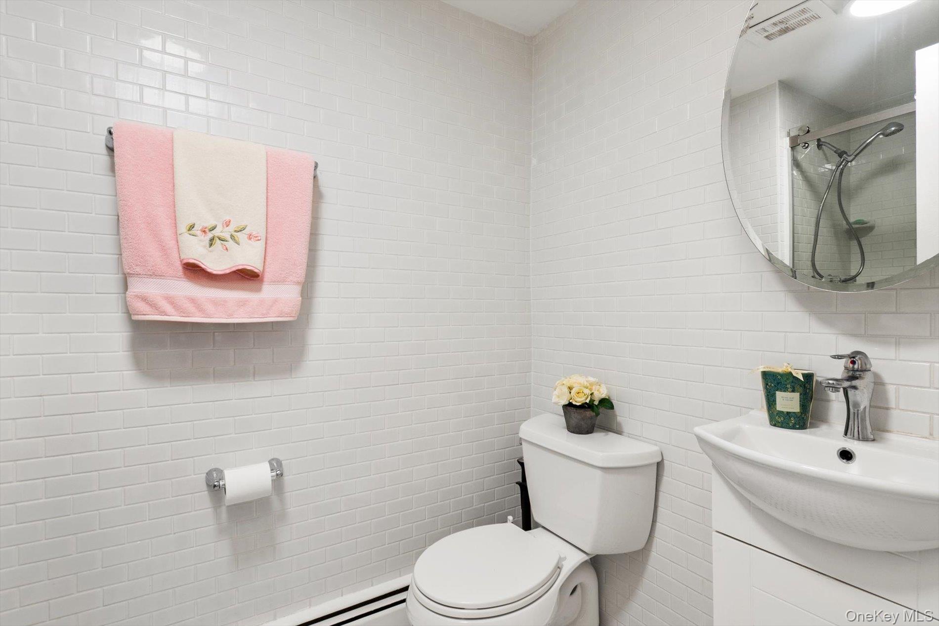 #11 photo, 2463 Rockville Centre Parkway, Oceanside , NY 11572