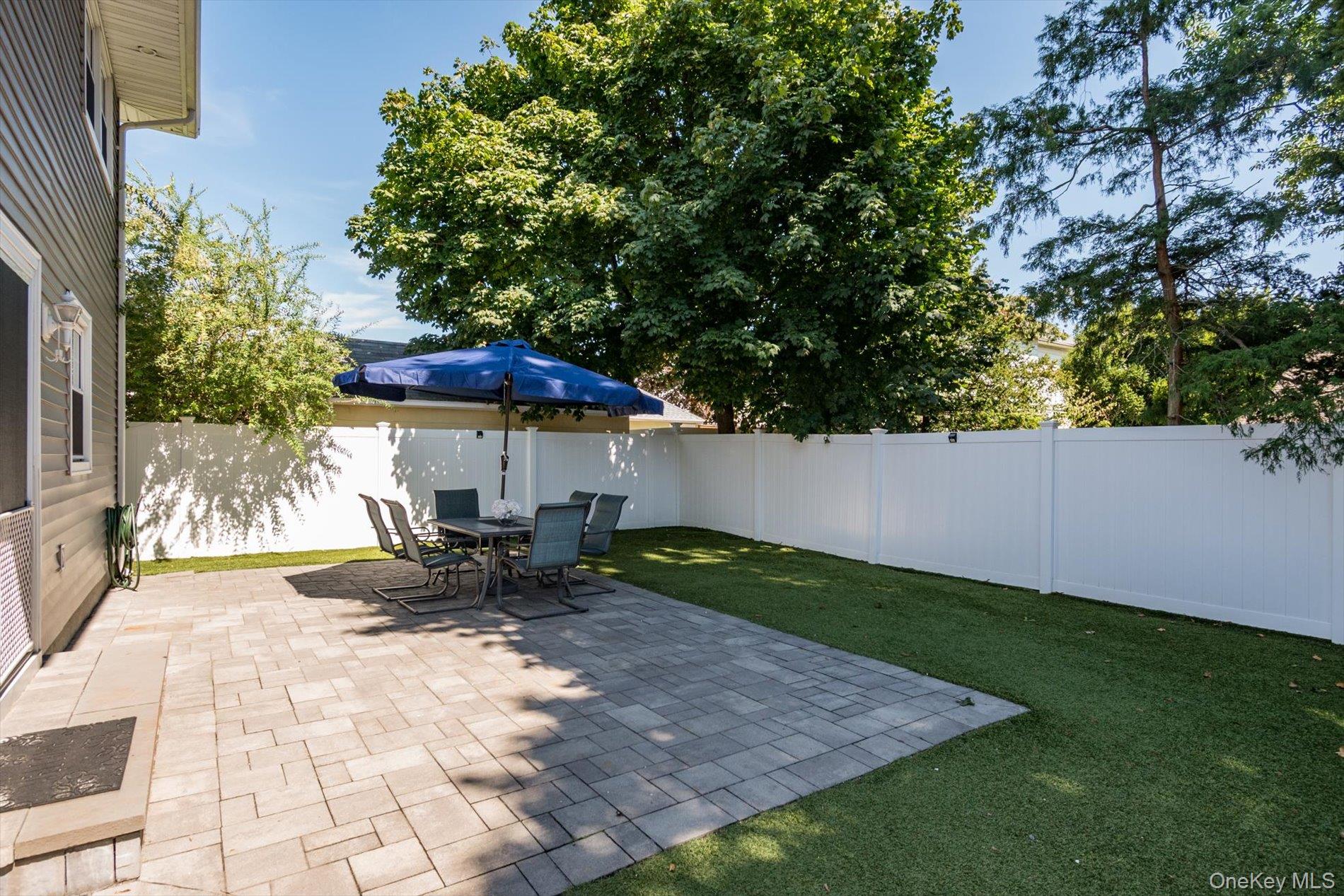 #14 photo, 2463 Rockville Centre Parkway, Oceanside , NY 11572