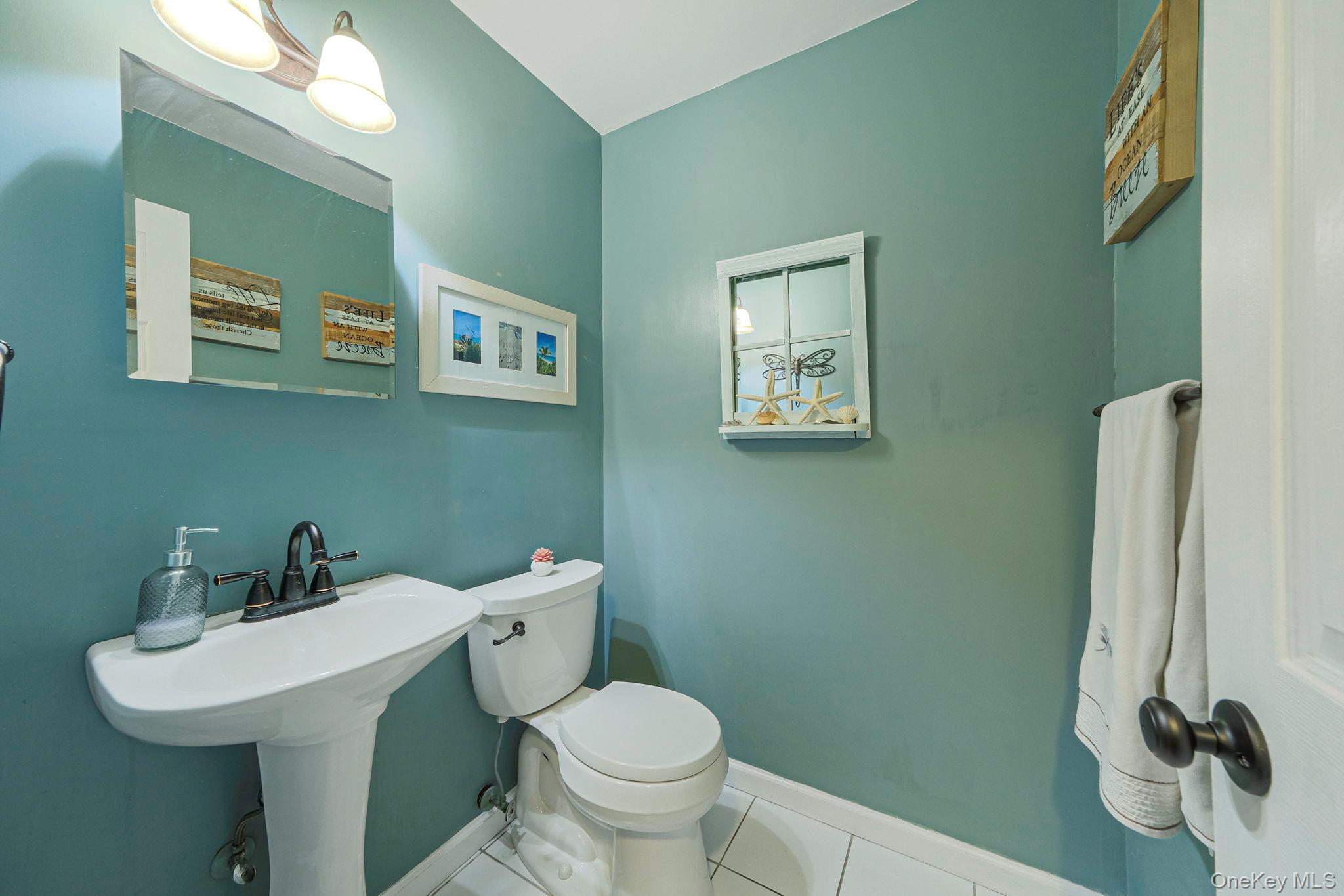 #17 photo, 5 Bridal Path, サフォーク郡 Center Moriches , NY 11934